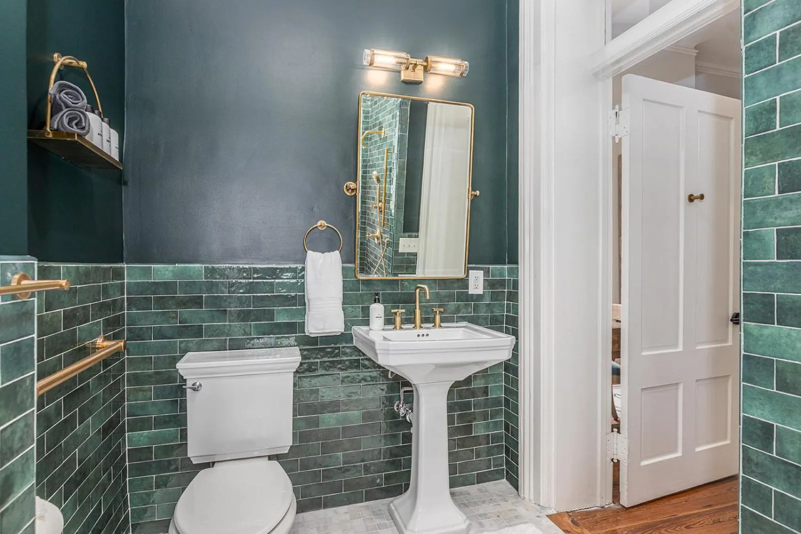 Toilet in Bellwether House