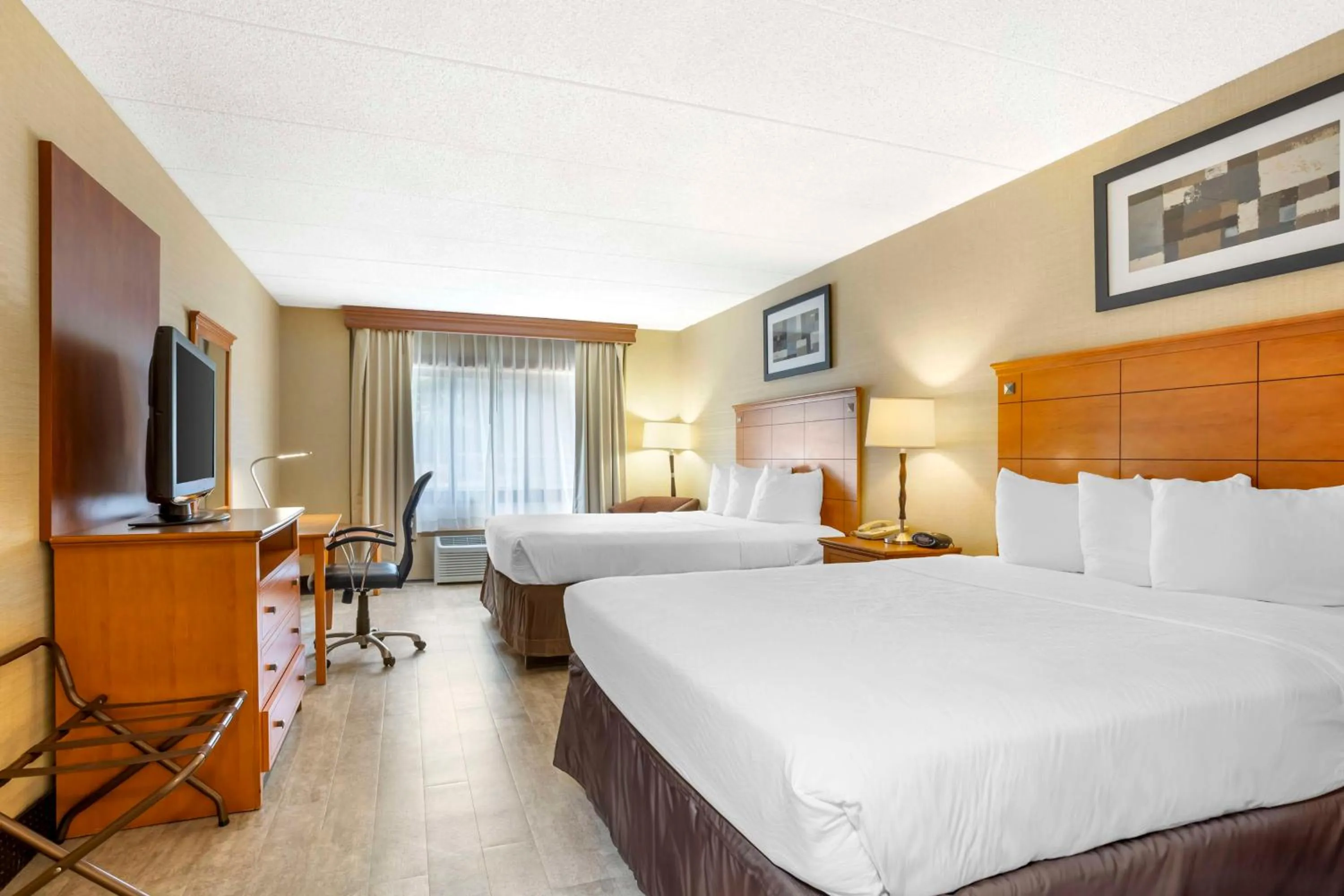 Bedroom, Bed in Best Western Danbury/Bethel