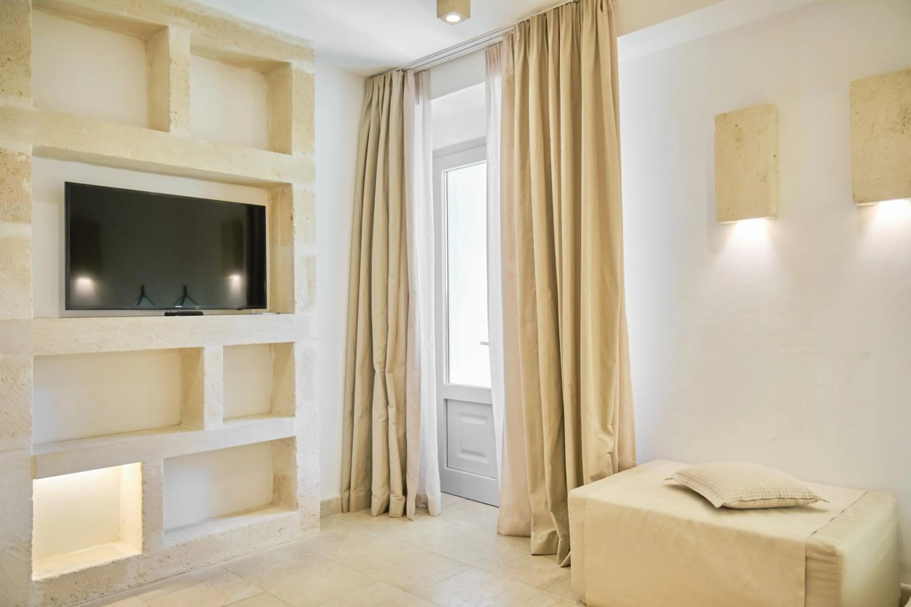 Bed in HOTEL BARONE DI MARE