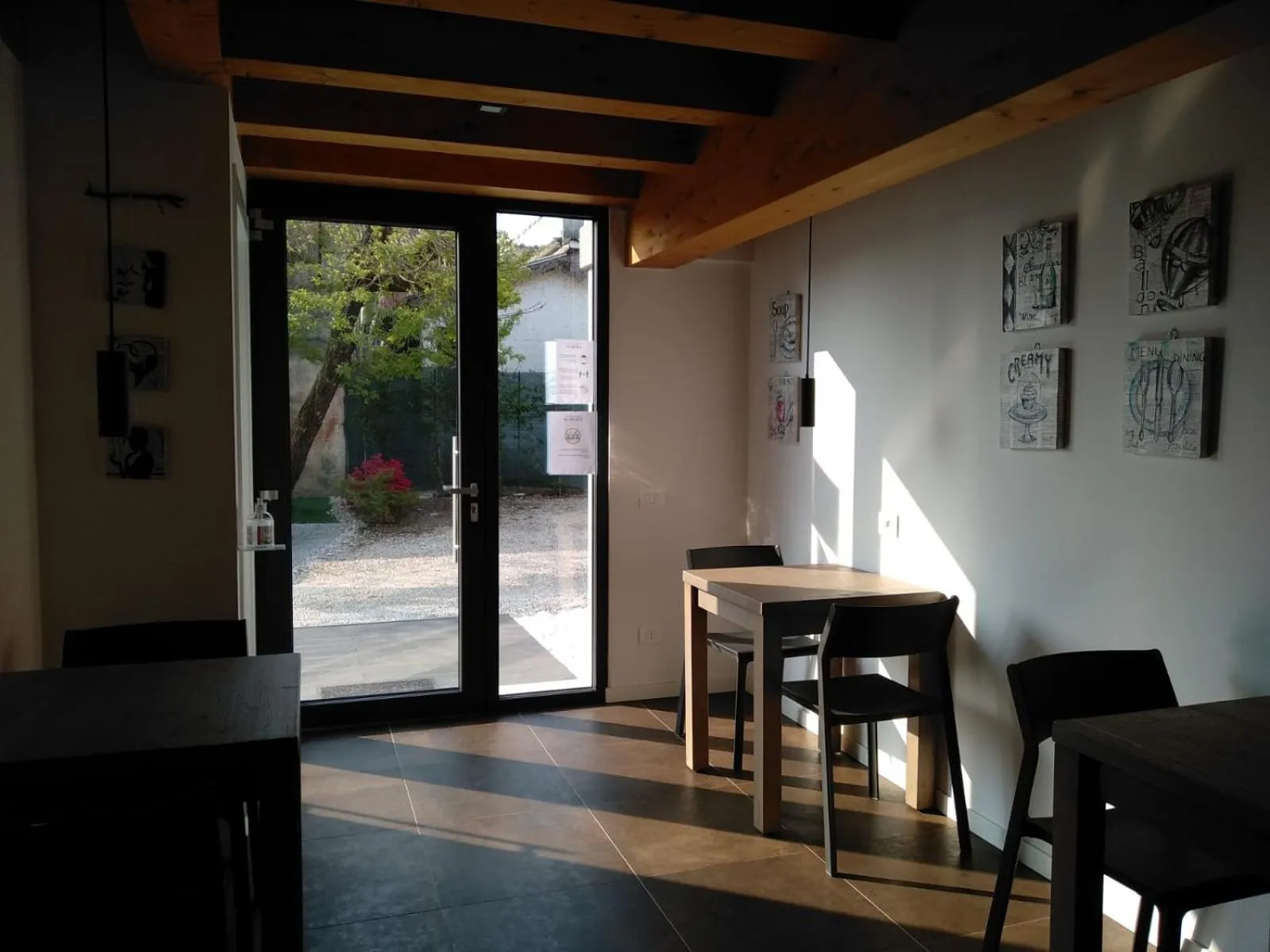 Communal lounge/ TV room in Nuovo B&B WhyNot? a Vicenza