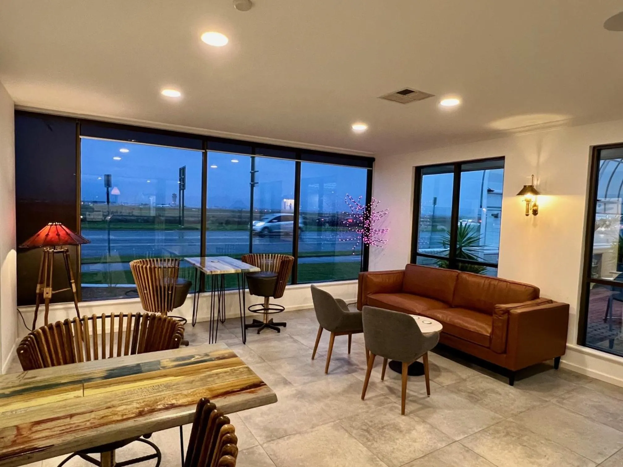 Dining area in Best Western Adelaide Airport