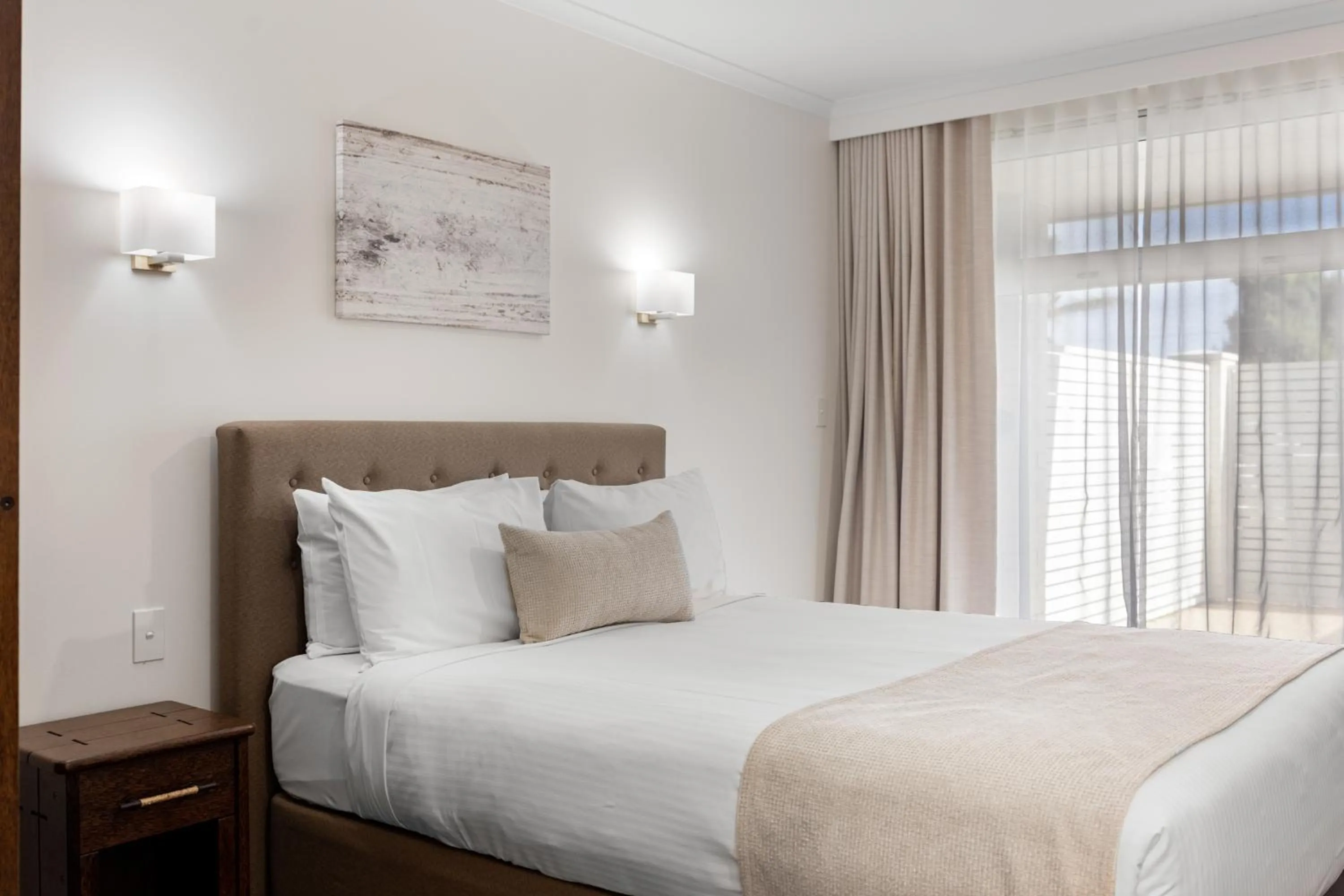 Bed in Best Western Adelaide Airport