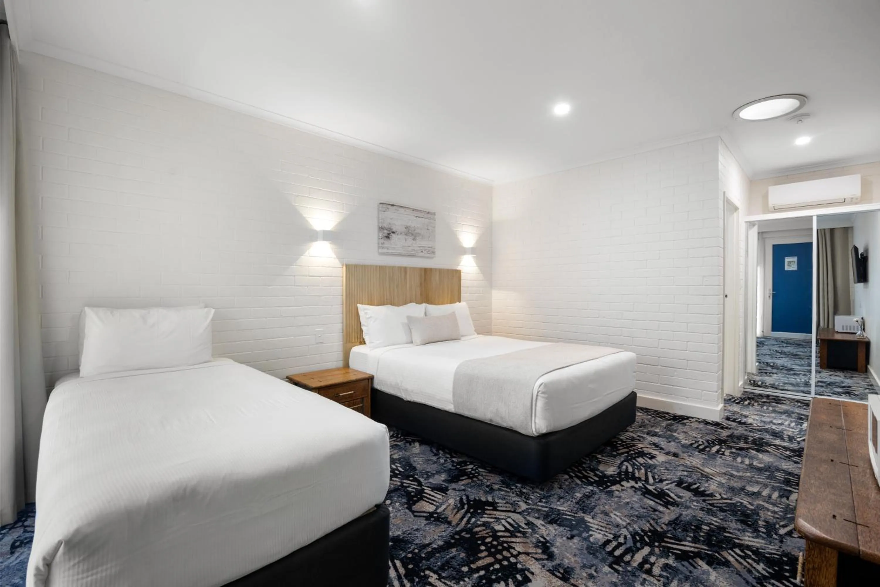 Bed in Best Western Adelaide Airport