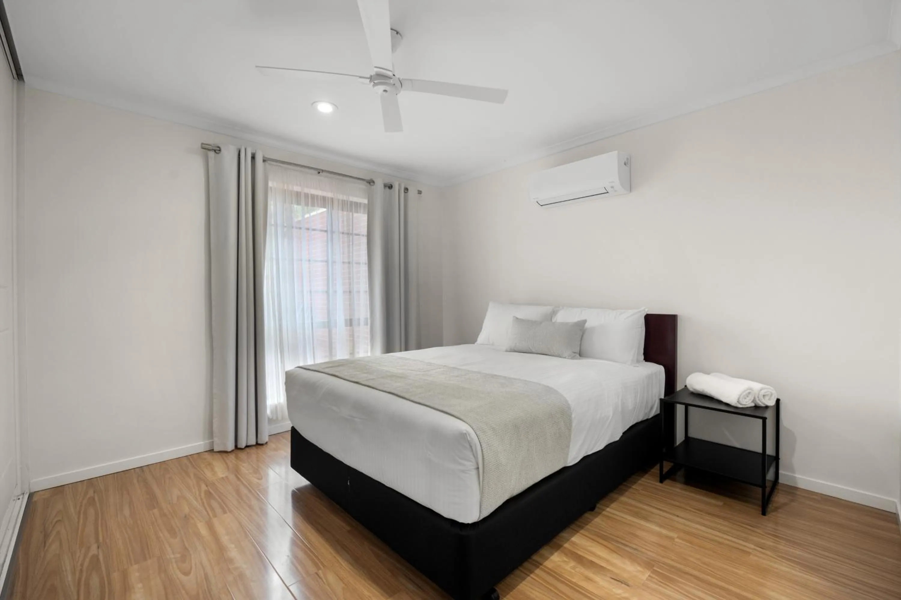 Bed in Best Western Adelaide Airport