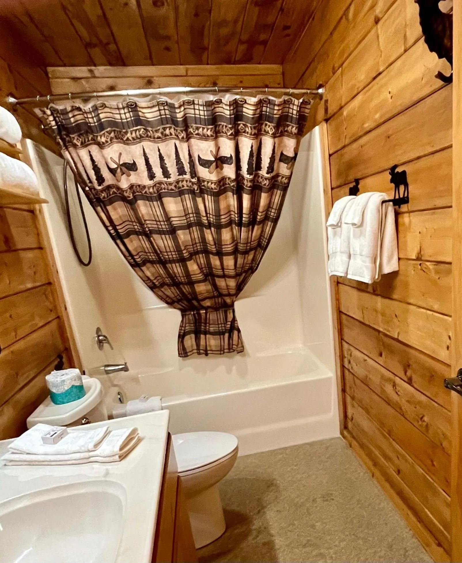 Shower in Badlands Frontier Cabins