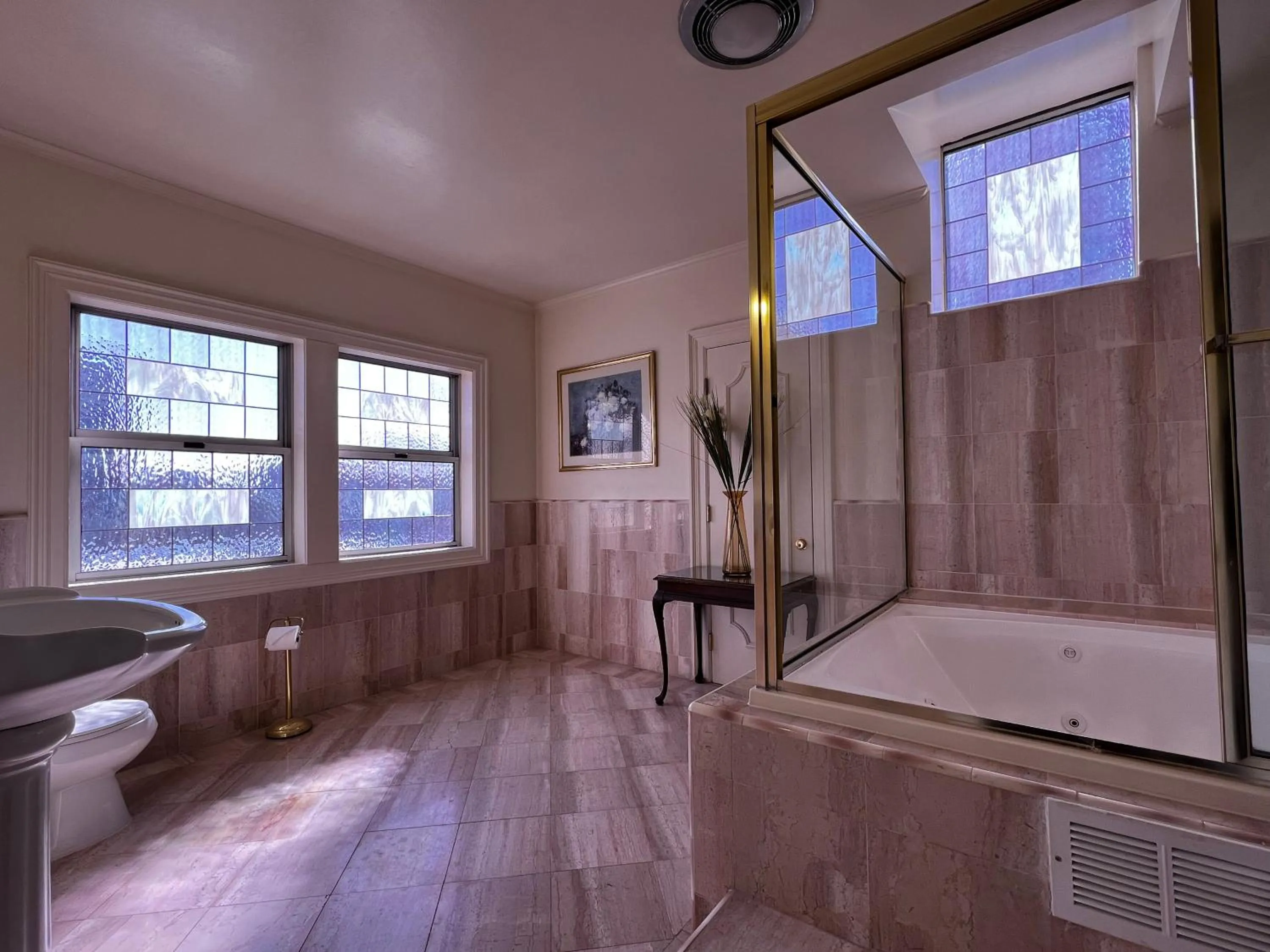 Bathroom in Sterling Hotel