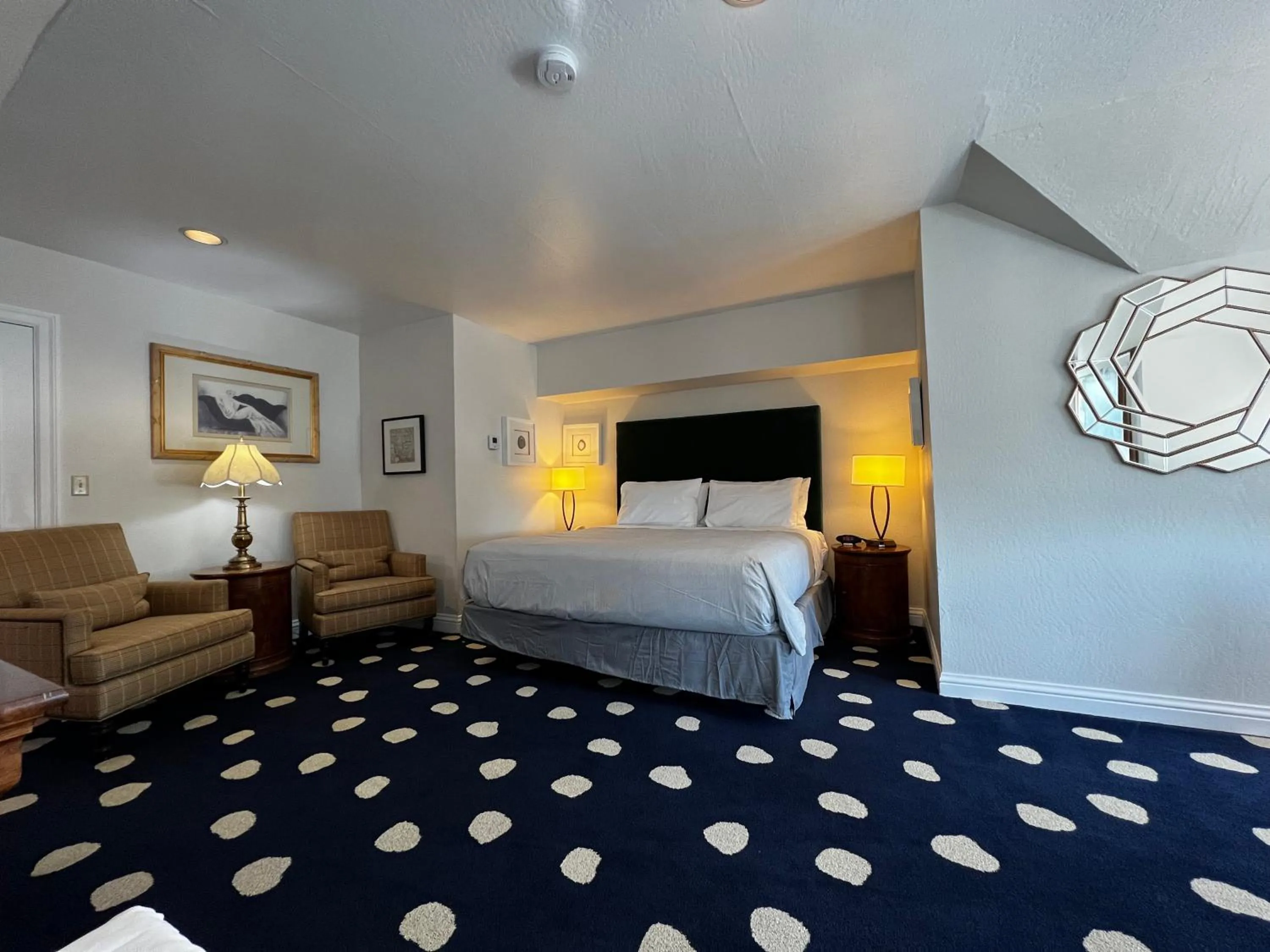 Bed in Sterling Hotel