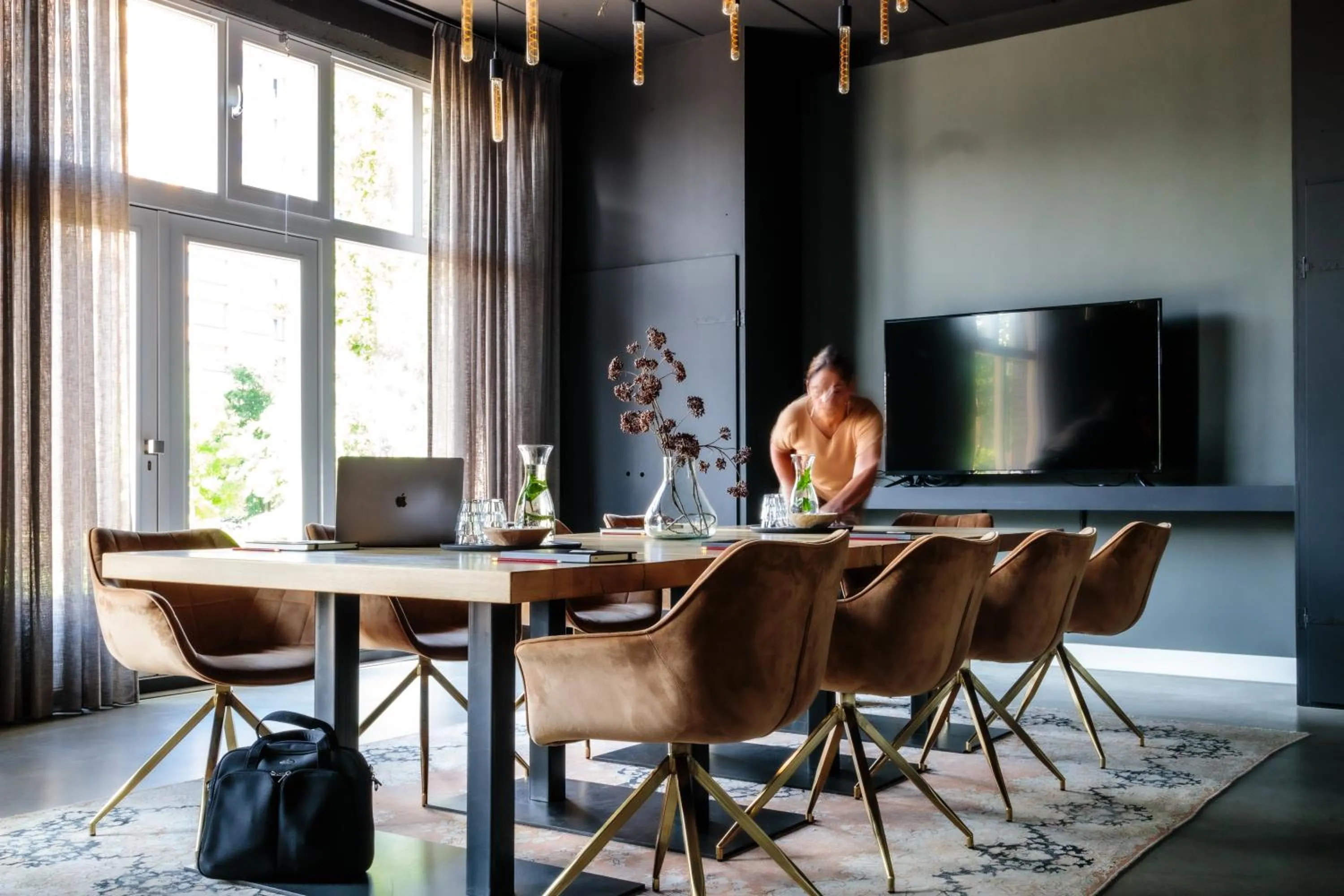 Communal lounge/ TV room in KASerne Boutique Hotel