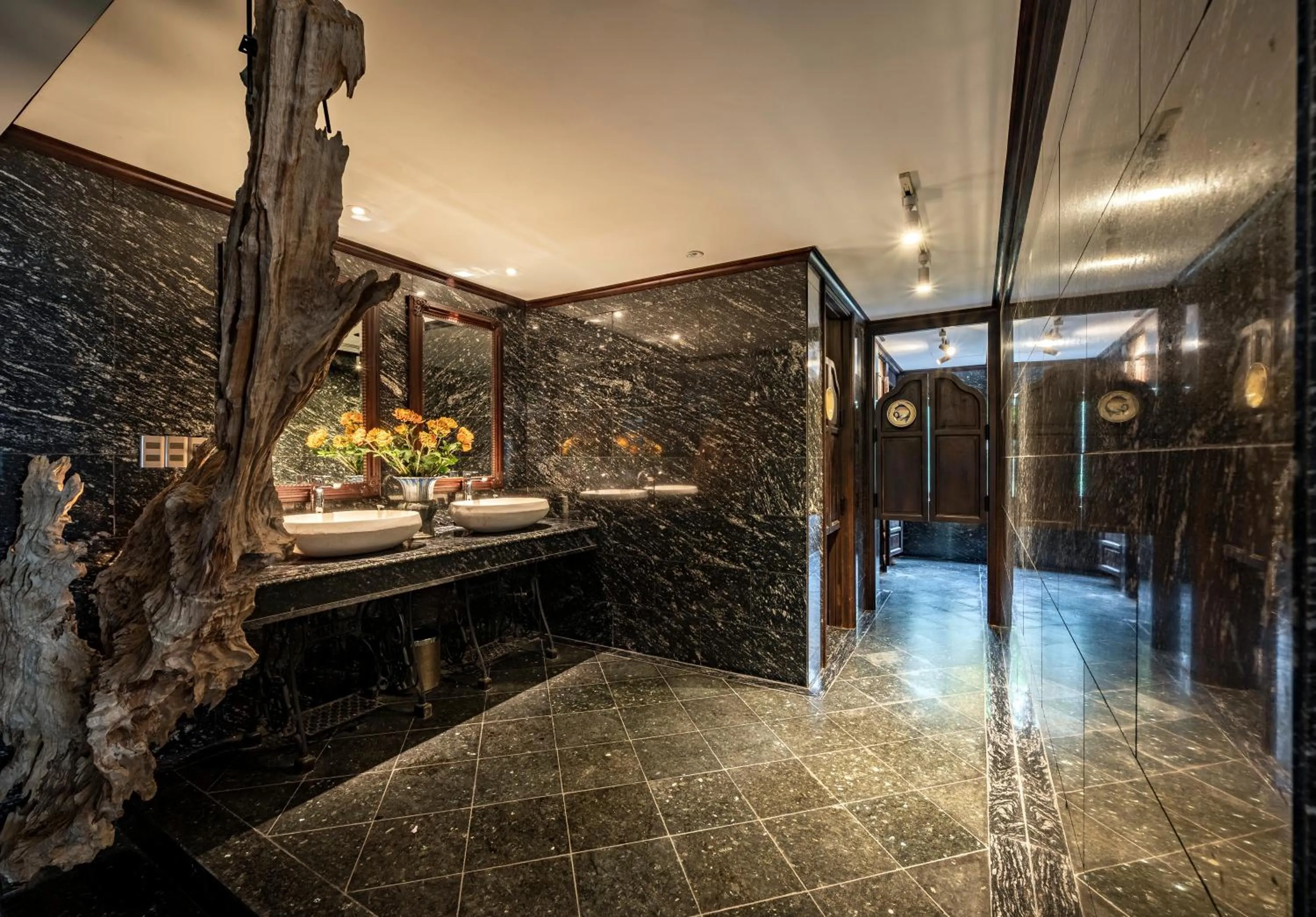 Toilet in Amanaki Thao Dien