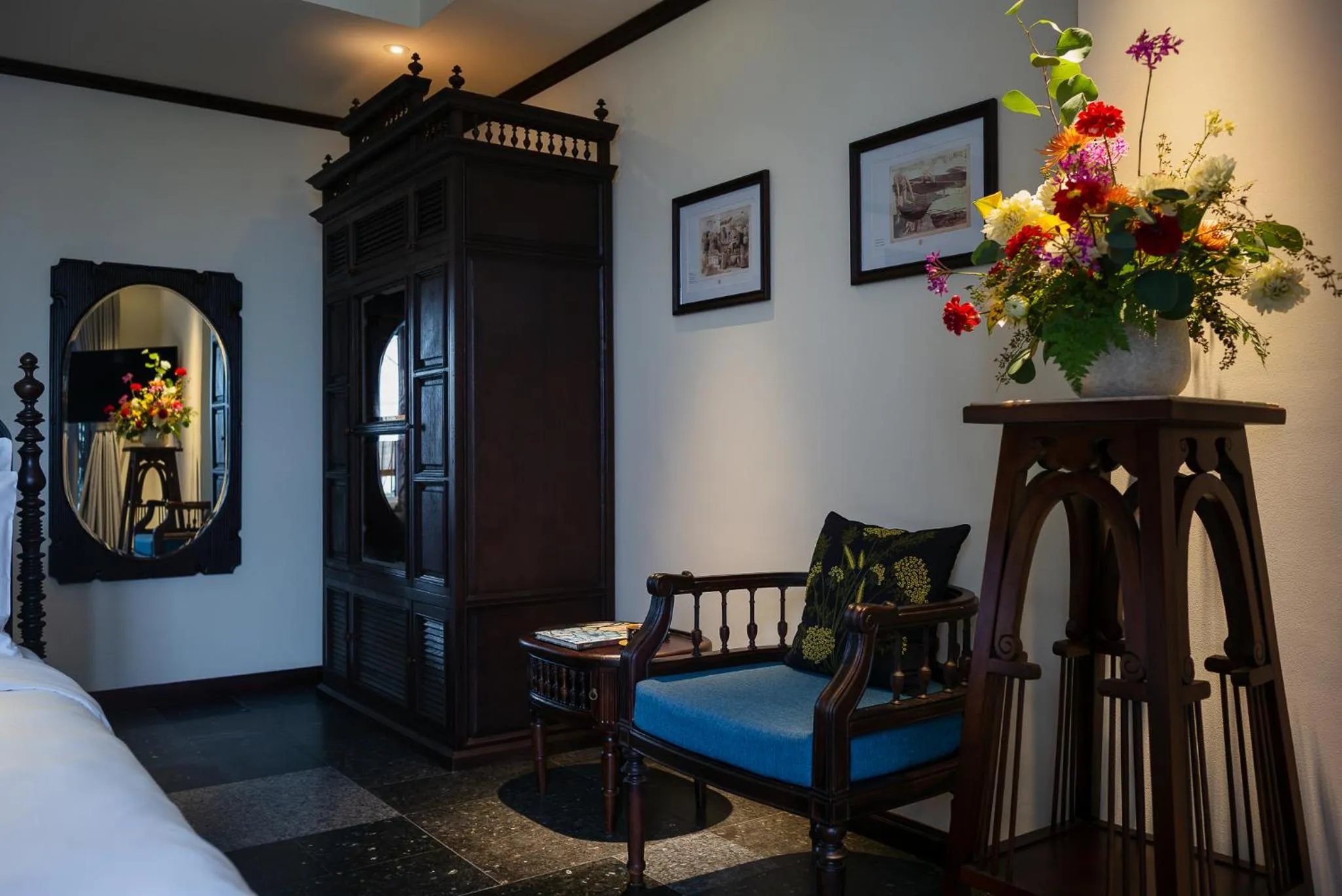 Decorative detail, Bed in Amanaki Thao Dien