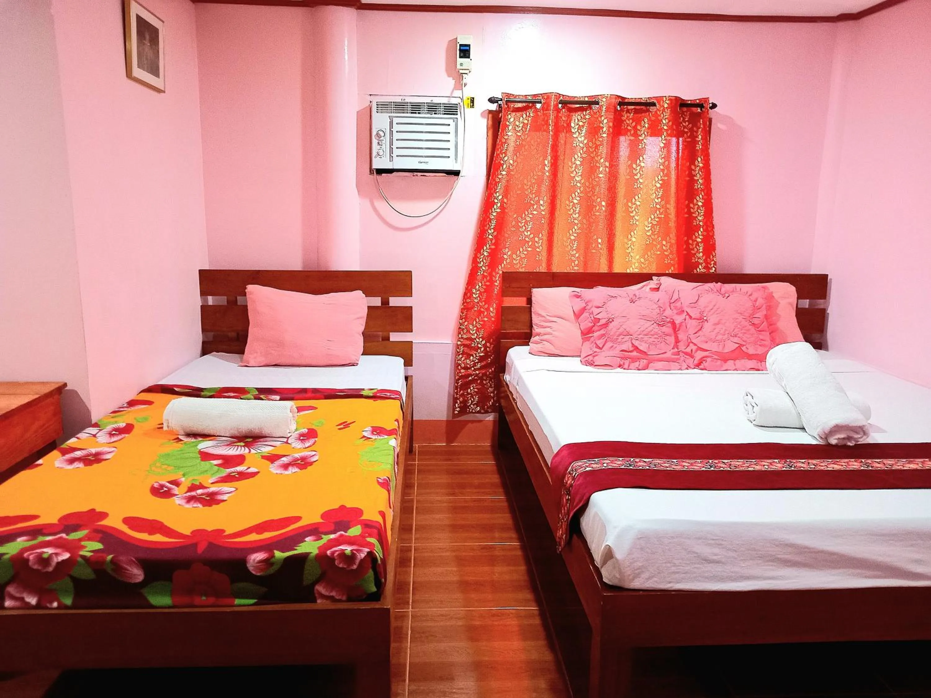 Bed in JayDin Travellers Inn