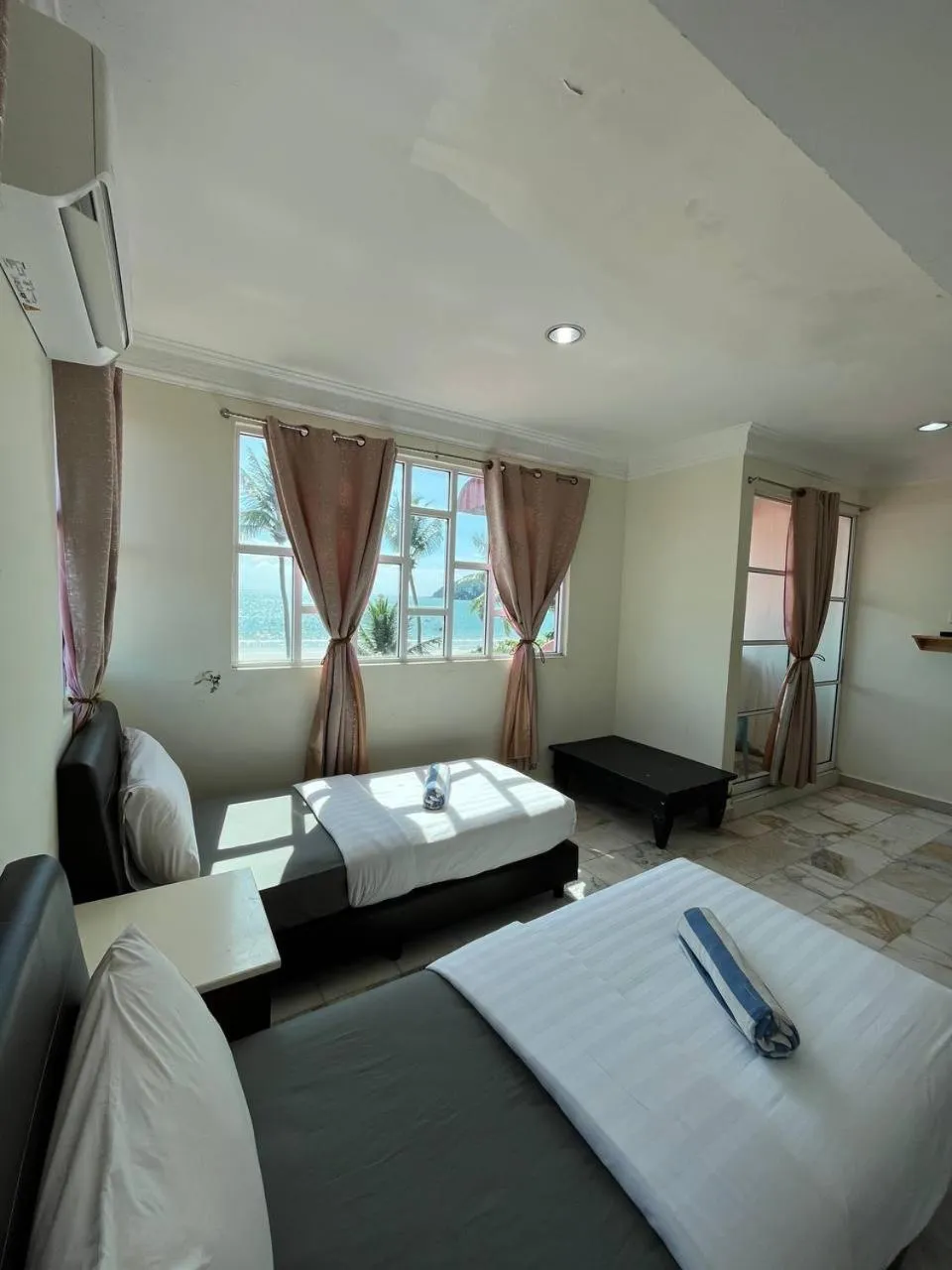 Bedroom, Bed in Sandy Beach Resort By Casa Loma