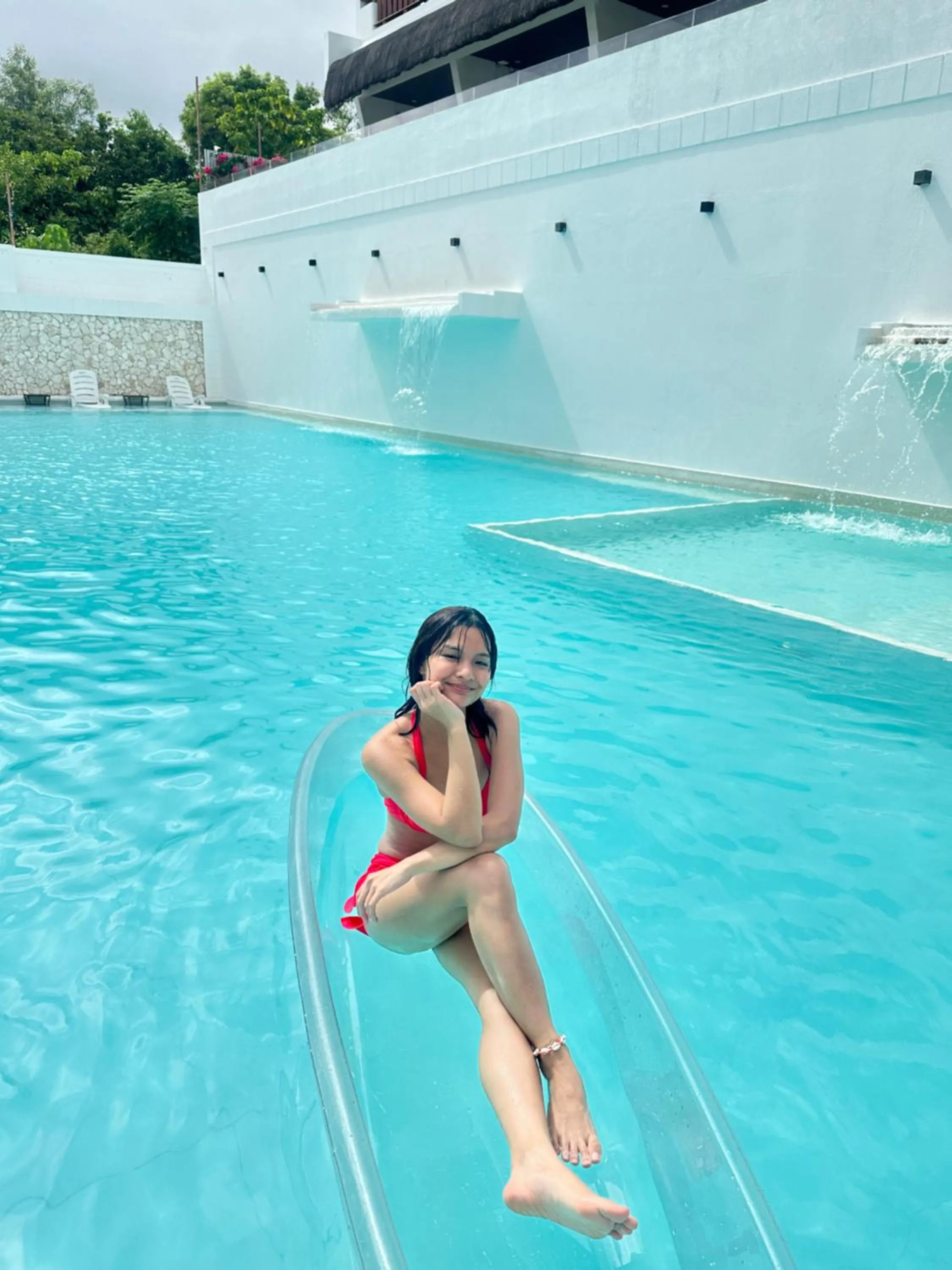 Swimming pool in Bohol Coastal View Hotel