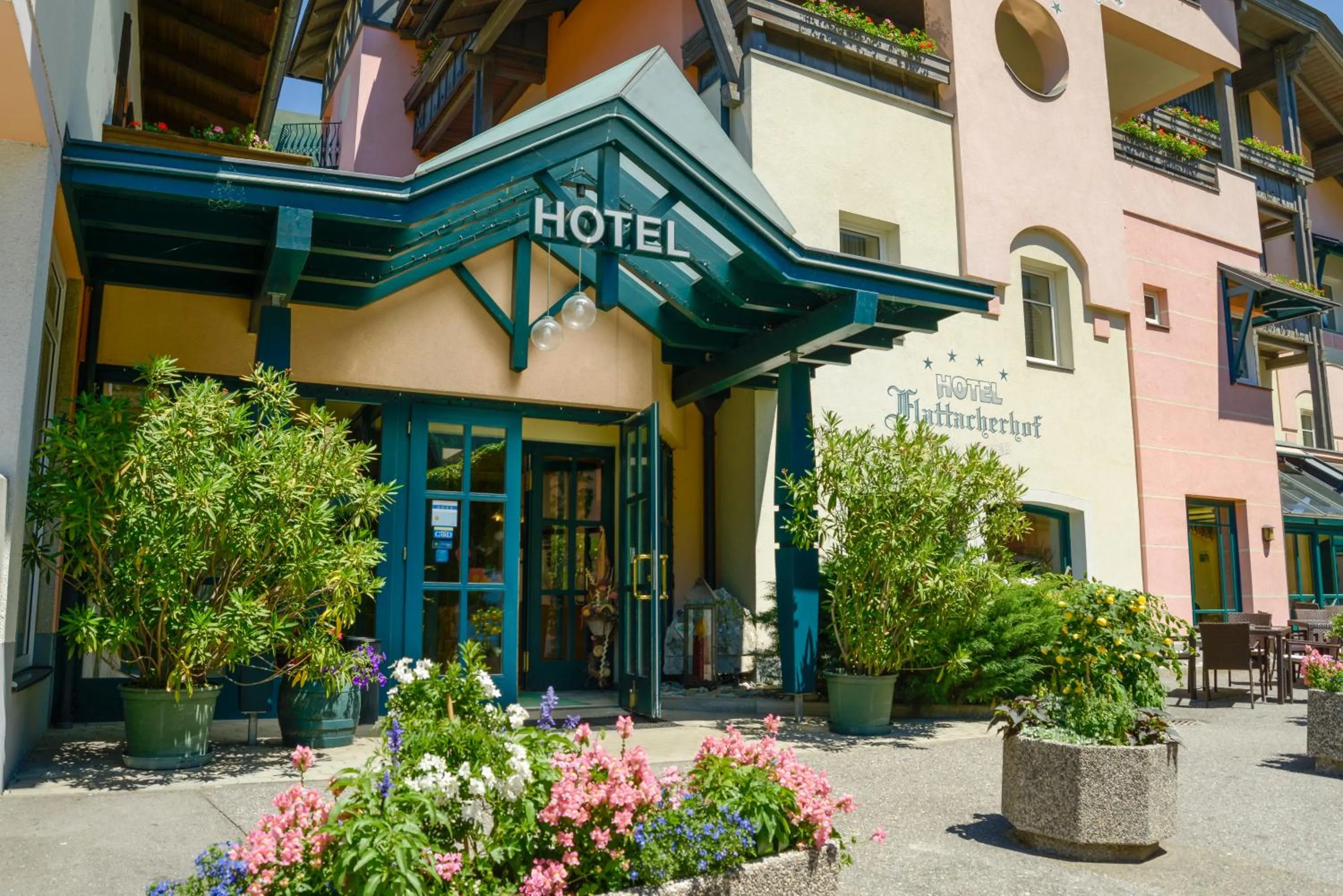 Property building in Hotel Flattacher Hof