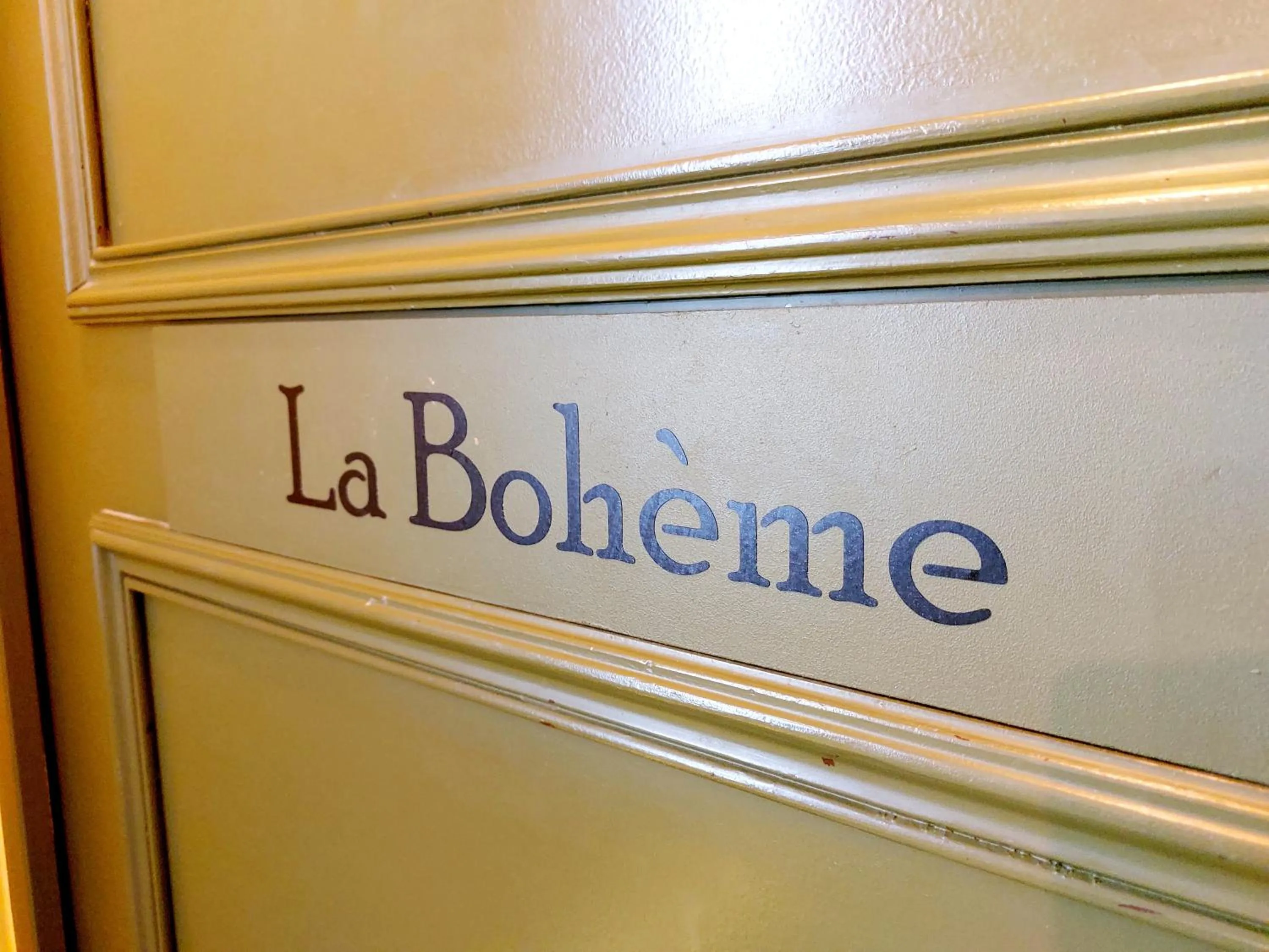 Bedroom in Hotel Bastide & SPA - Villa de Lourmarin