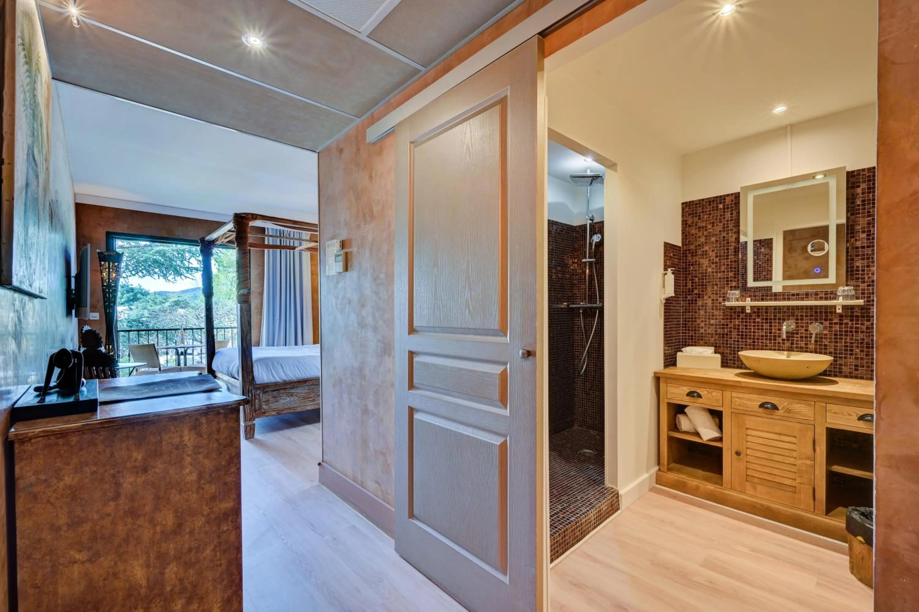 Bathroom in Hotel Bastide & SPA - Villa de Lourmarin