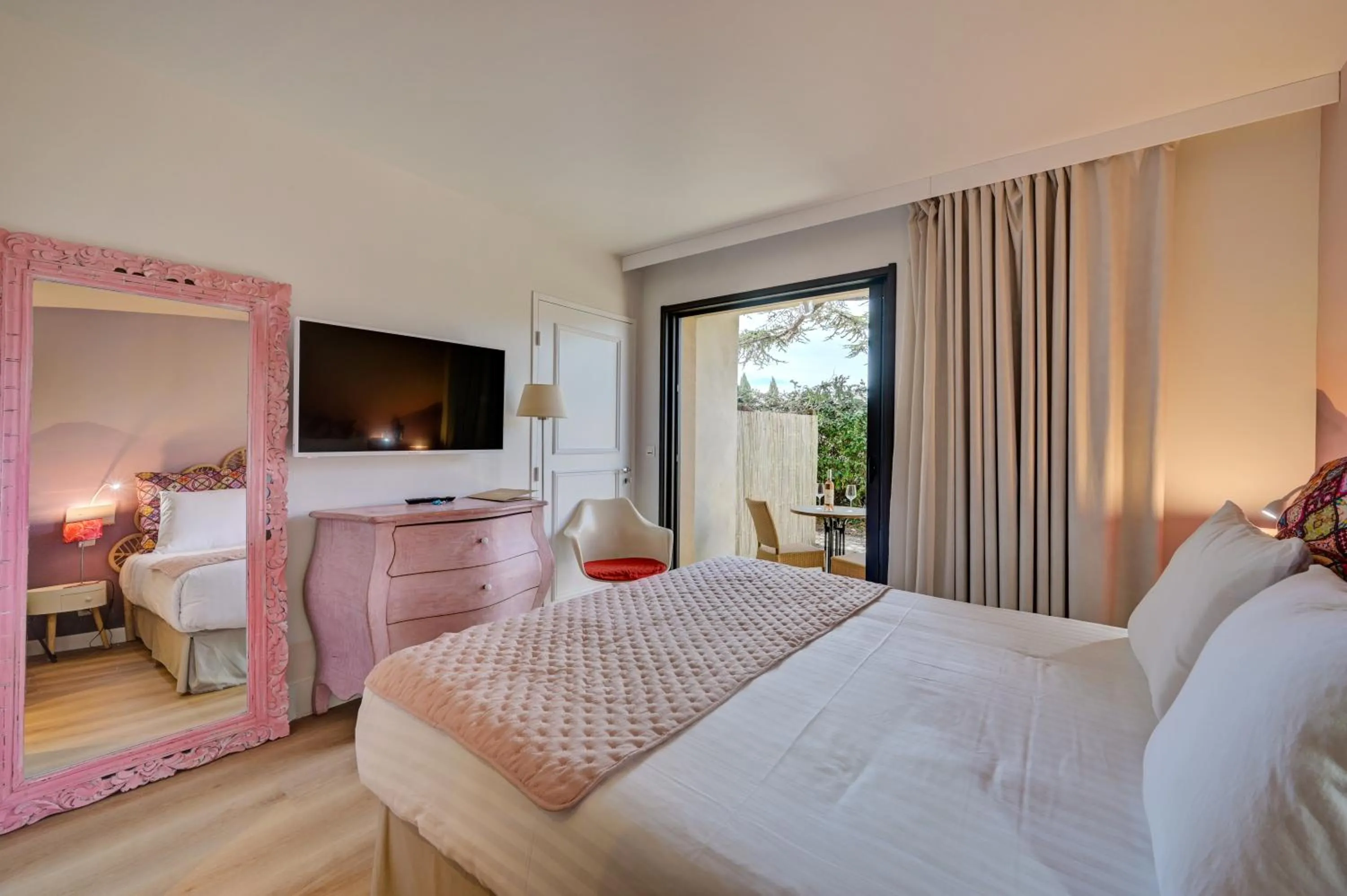 Bed in Hotel Bastide & SPA - Villa de Lourmarin