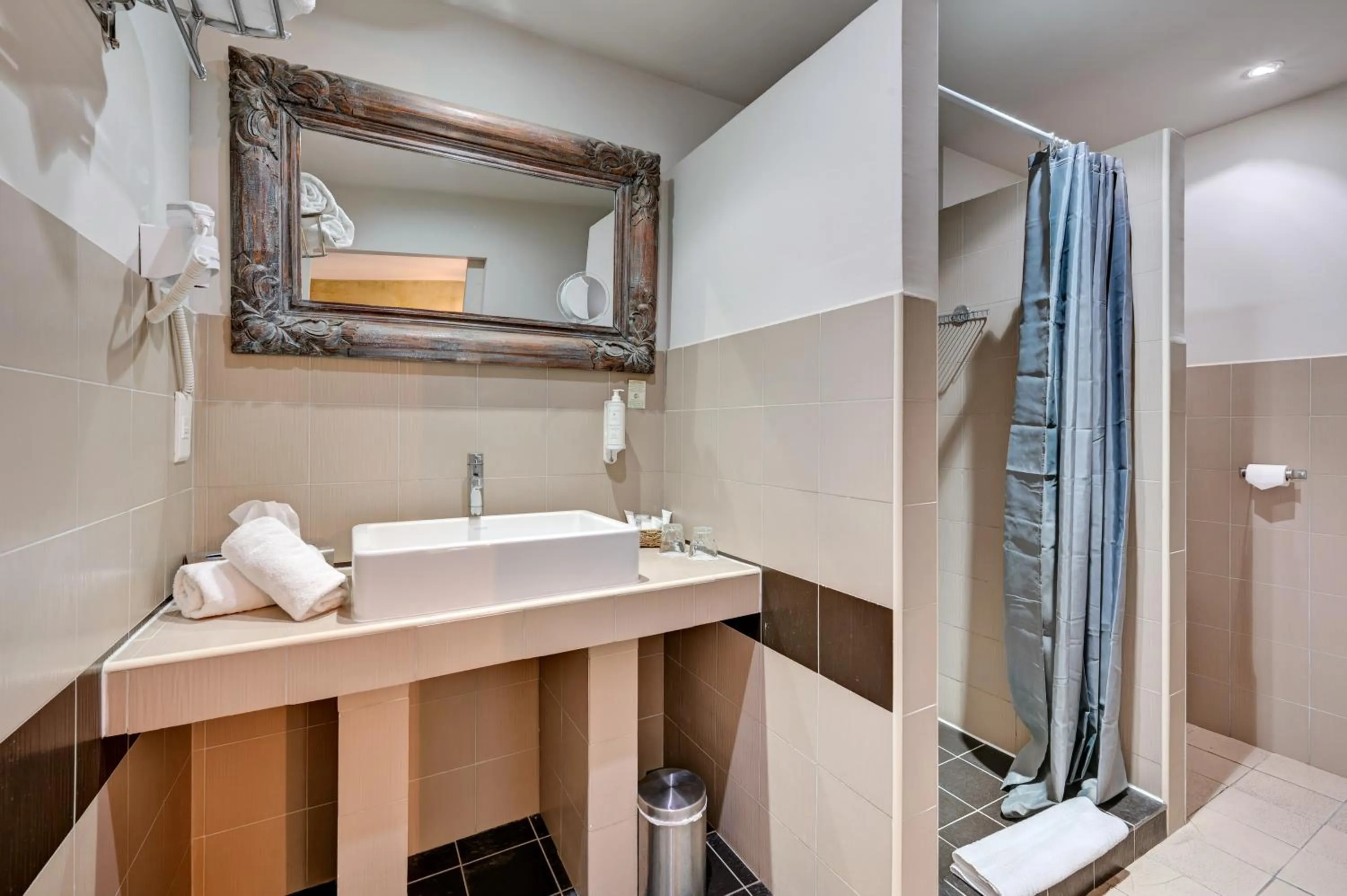 Shower in Hotel Bastide & SPA - Villa de Lourmarin