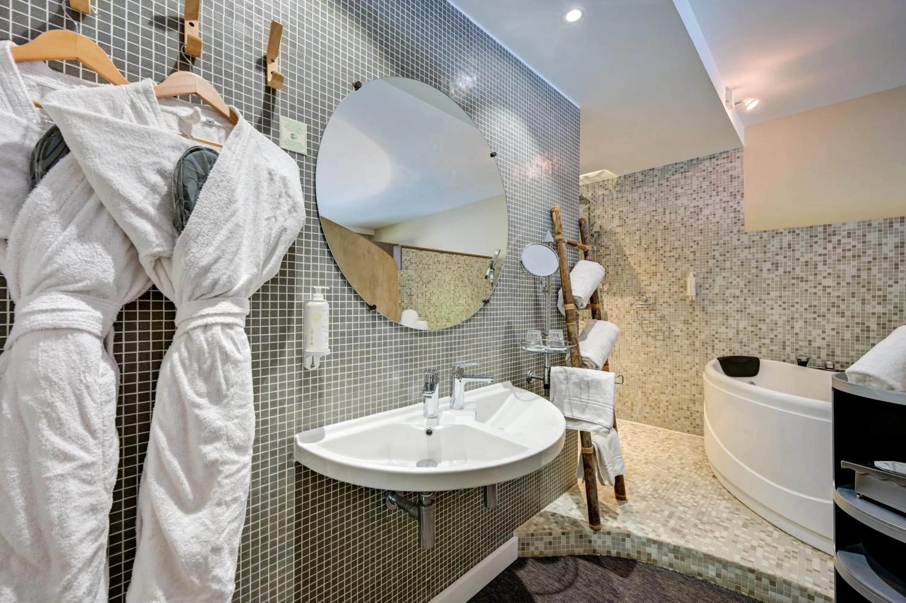 Bathroom in Hotel Bastide & SPA - Villa de Lourmarin
