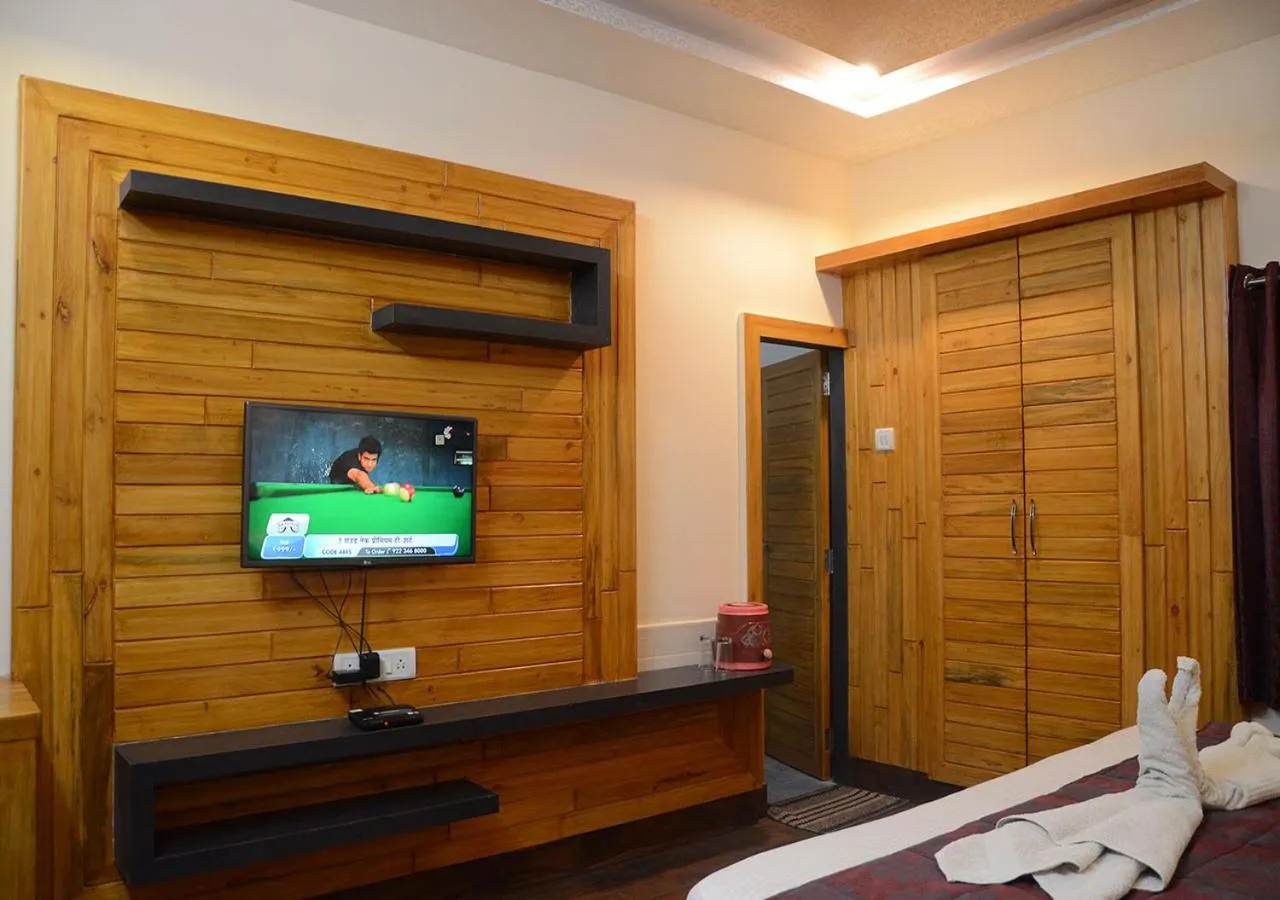 TV and multimedia in Hotel Prince-Near Jaisalmer Fort