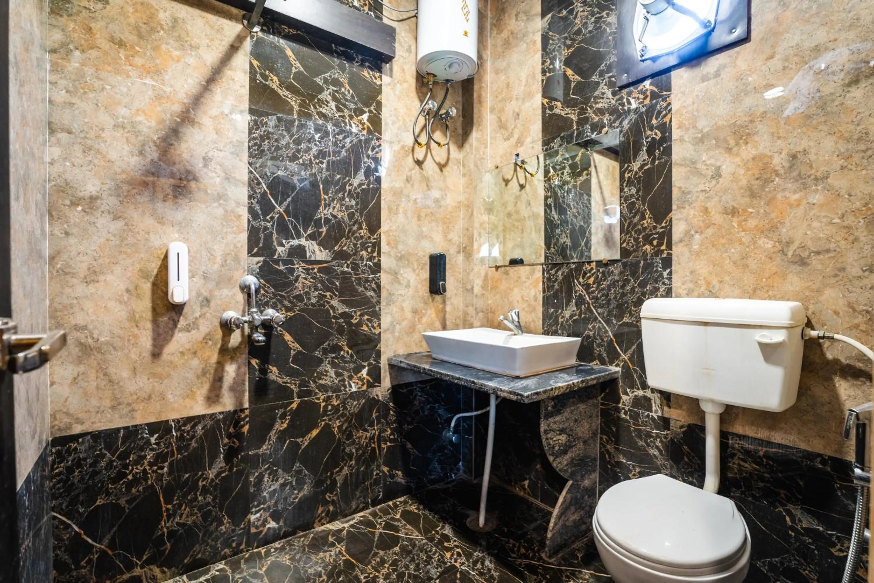 Bathroom in Hotel Prince-Near Jaisalmer Fort