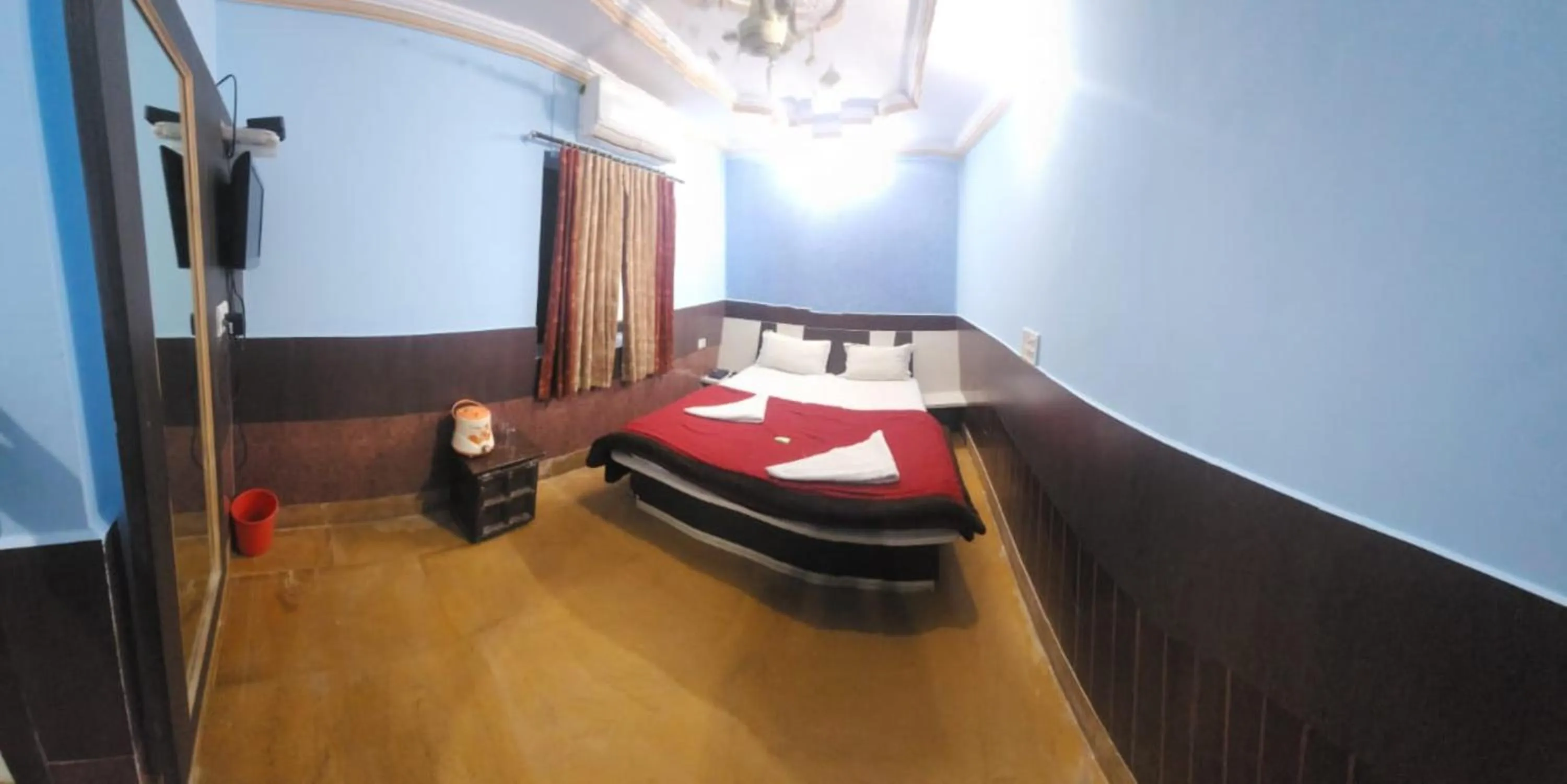 Bed in Hotel Prince-Near Jaisalmer Fort
