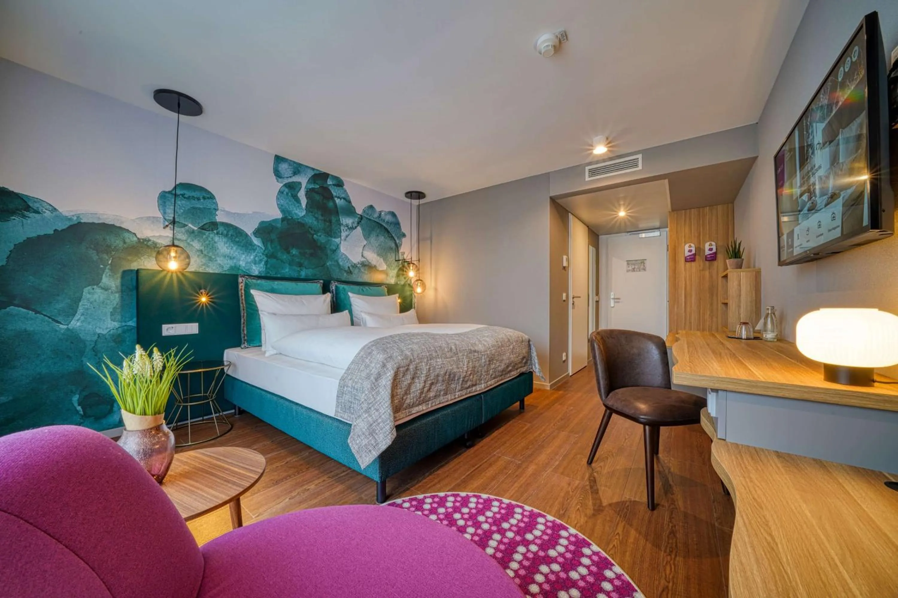 Photo of the whole room, Bed in Vienna House Easy by Wyndham Freiburg City