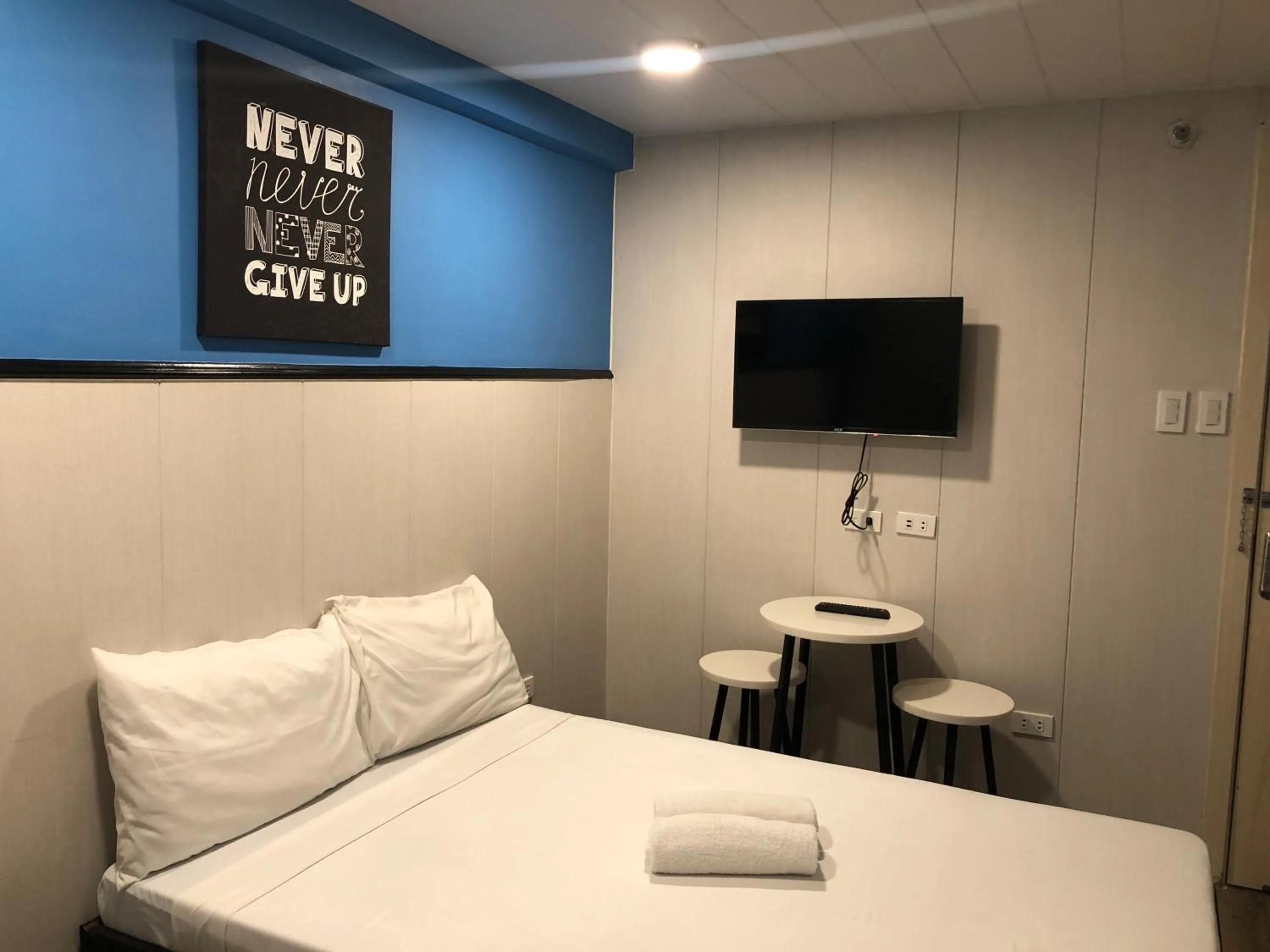 Bed in Maine City Residences Leveriza