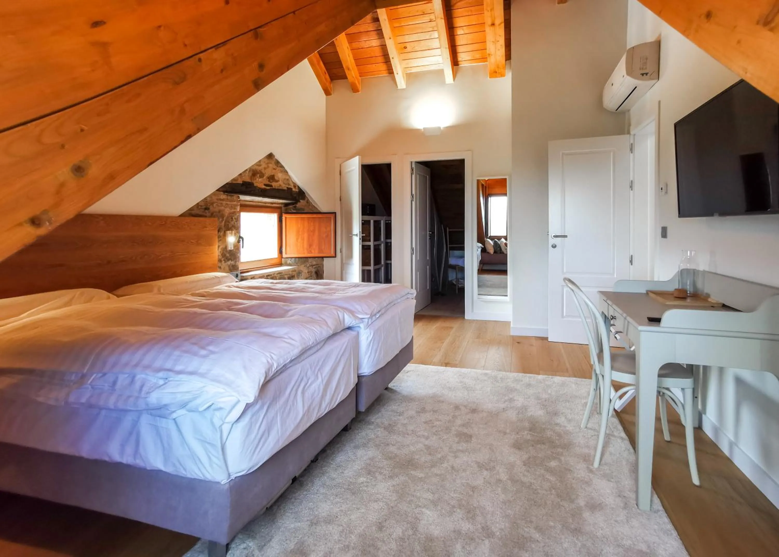 Photo of the whole room, Bed in Boutique Finca esencial Hotel Rural