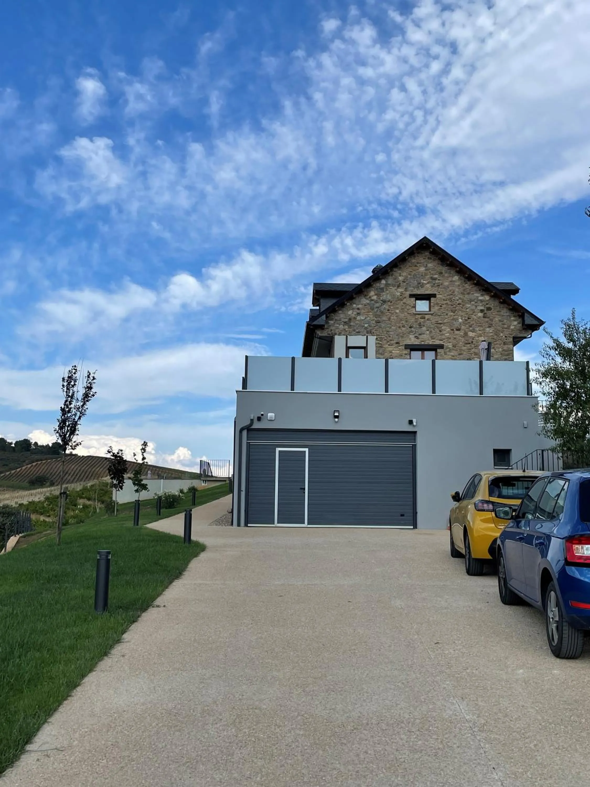 Parking in Boutique Finca esencial Hotel Rural