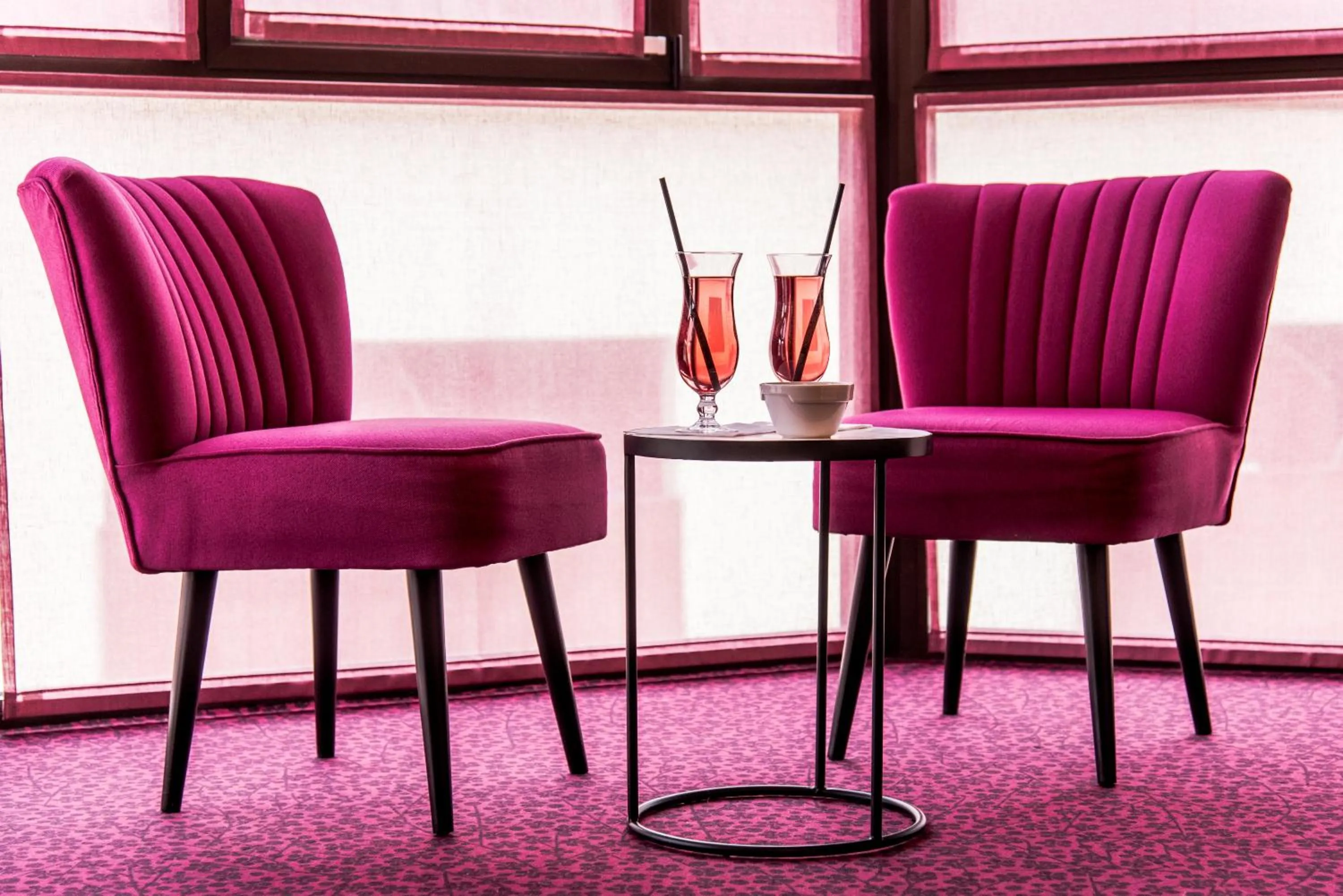 Seating area in La Vanoise 1825