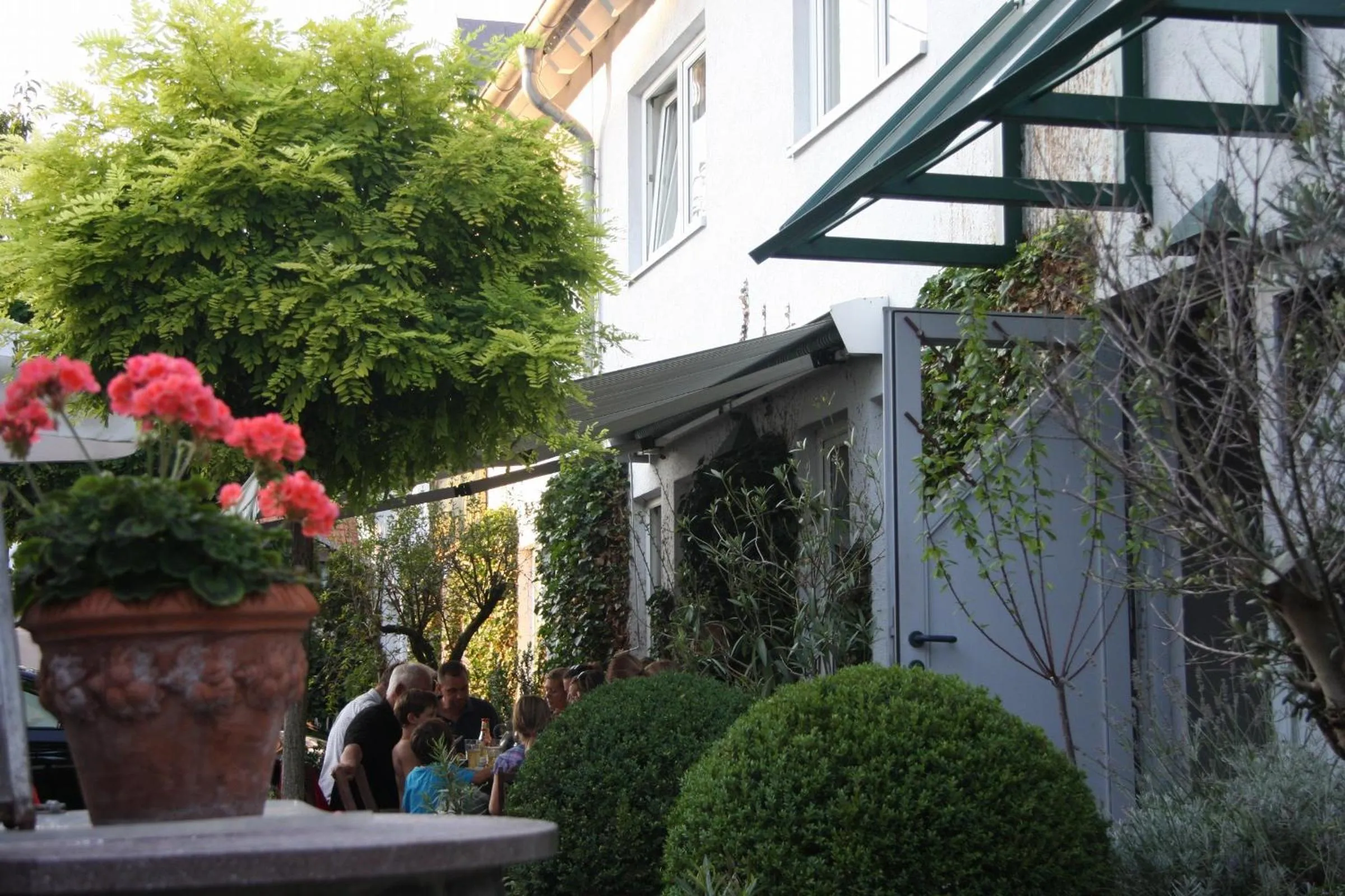 Facade/entrance in Hotel Gasthof Grüner Wald