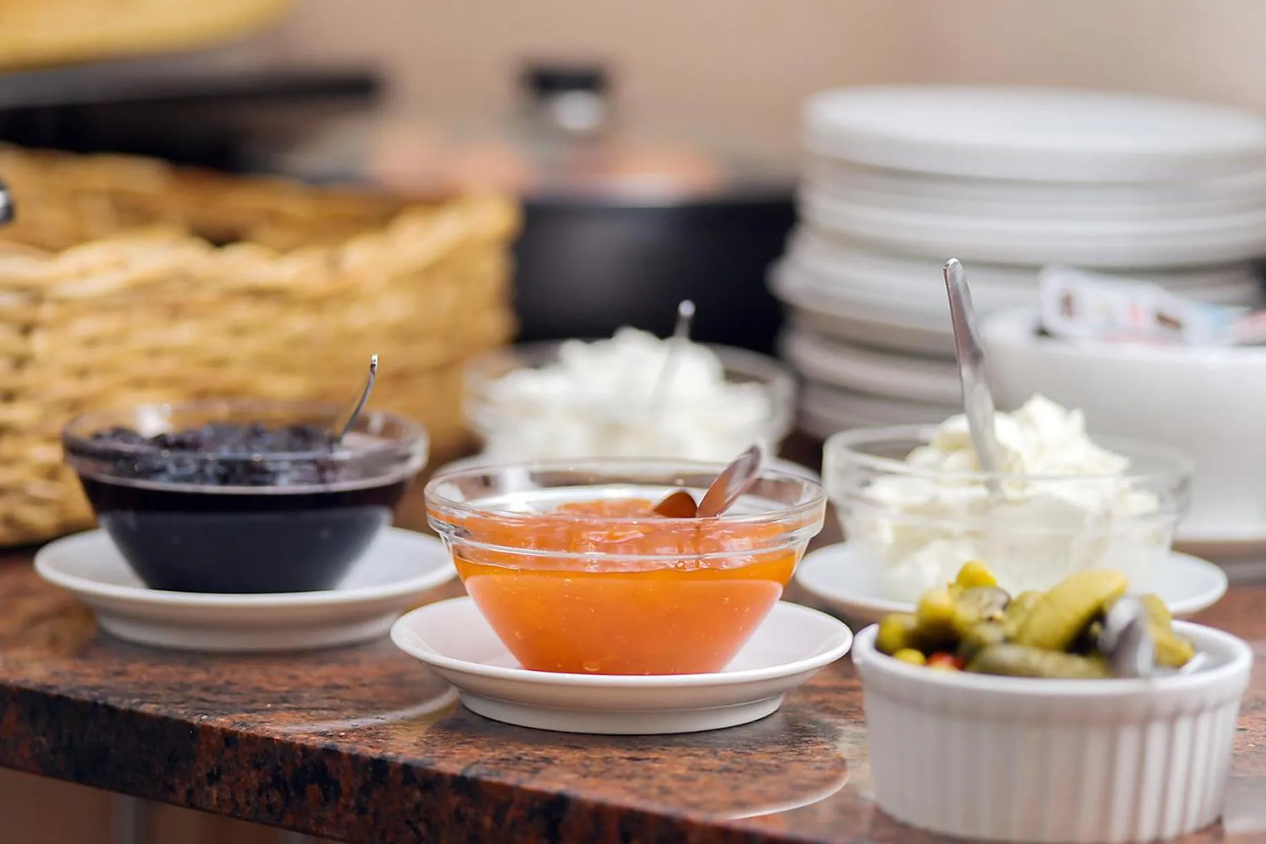 Buffet breakfast in Chalet Raabe