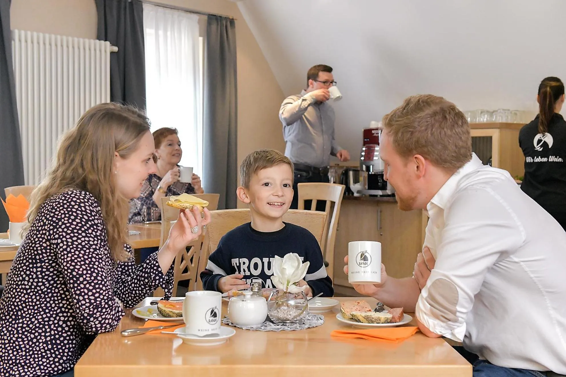 People in Chalet Raabe