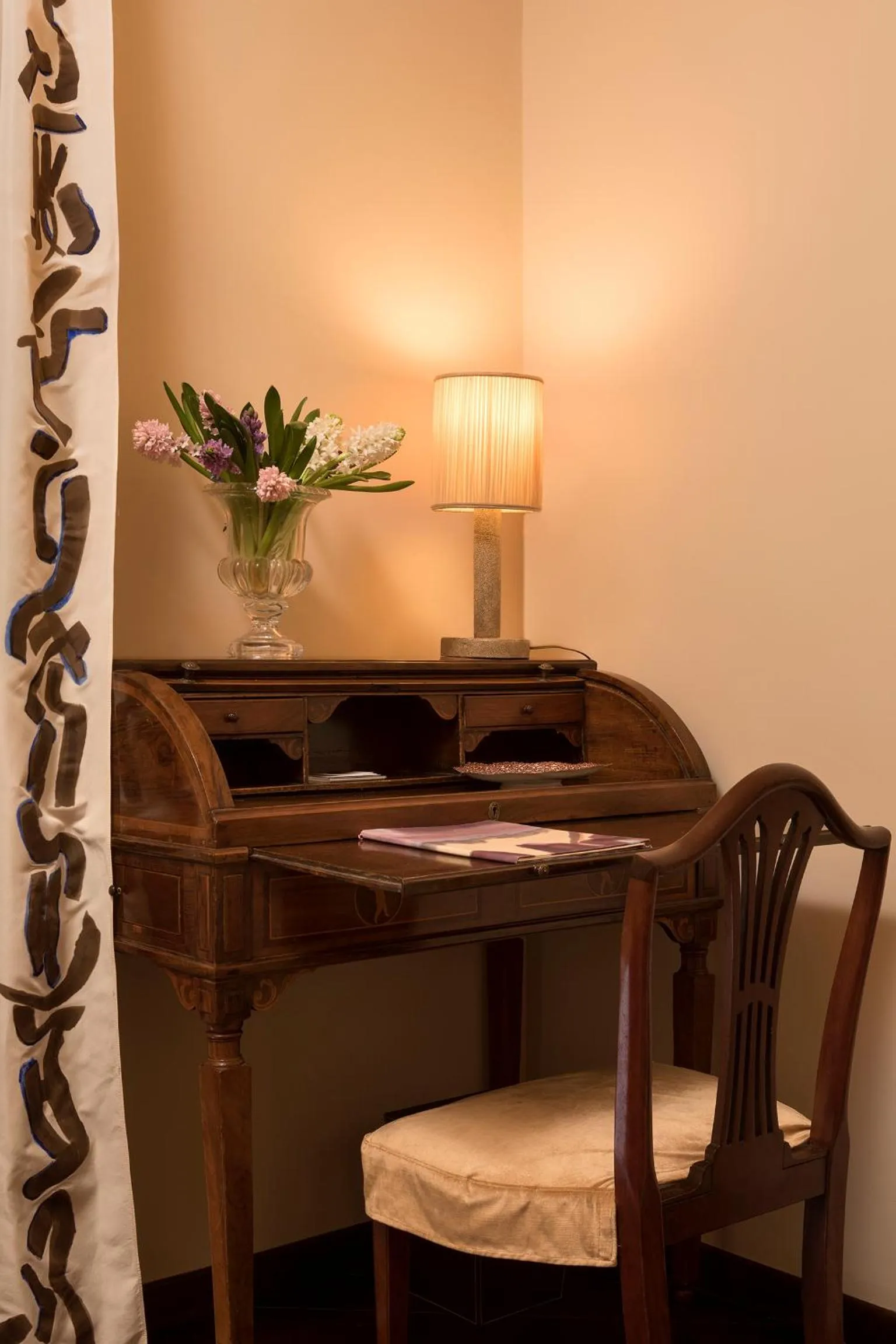 Seating area in Buonanotte Garibaldi