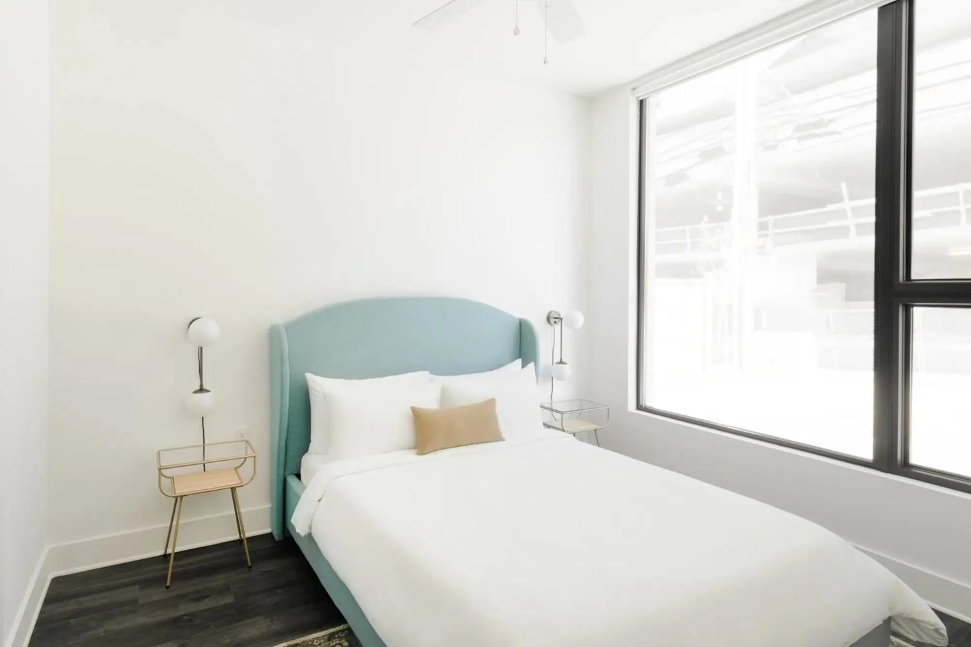 Other, Bed in Sonder The High Note