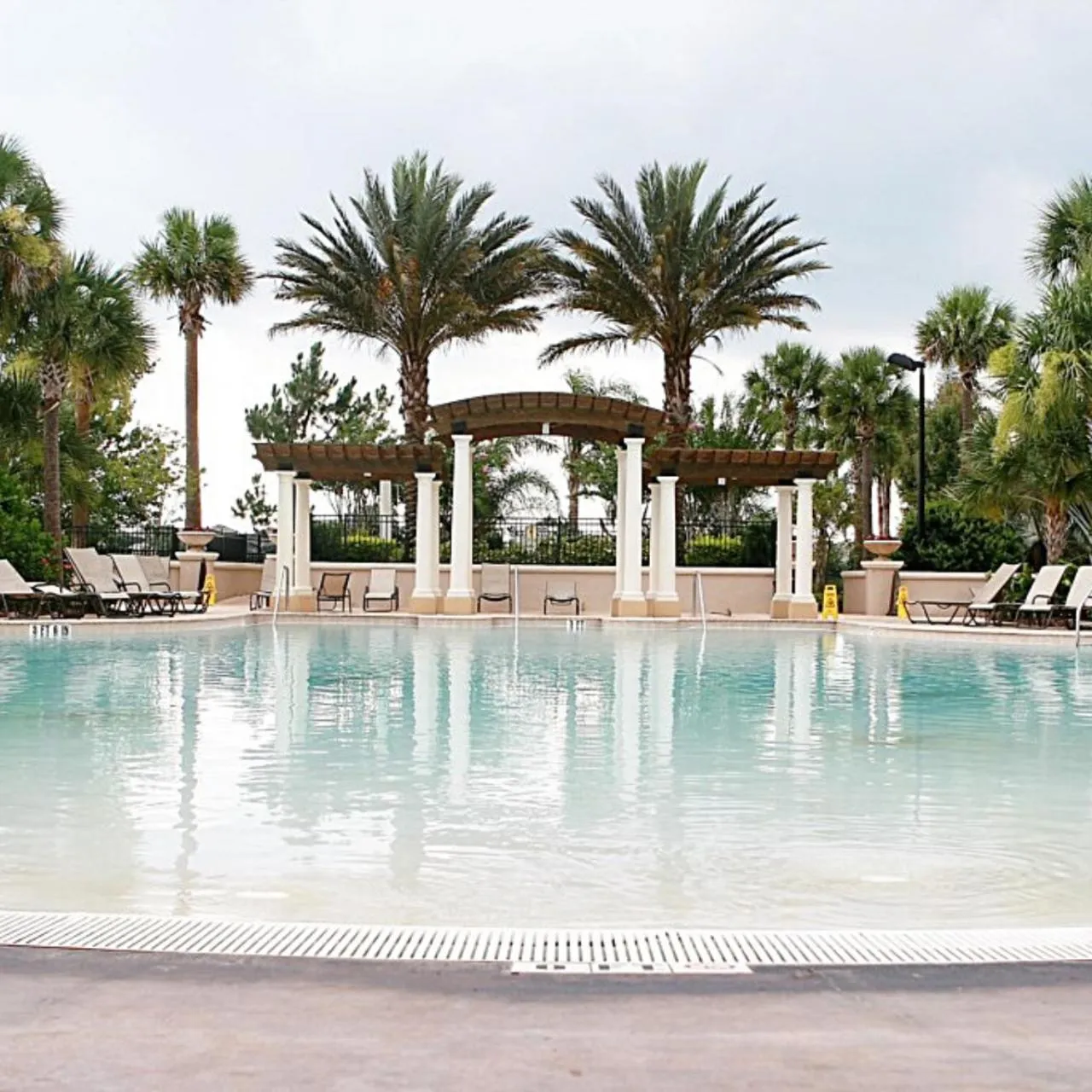 Area and facilities in Condominium Apartment Close to Disney in Orlando Florida