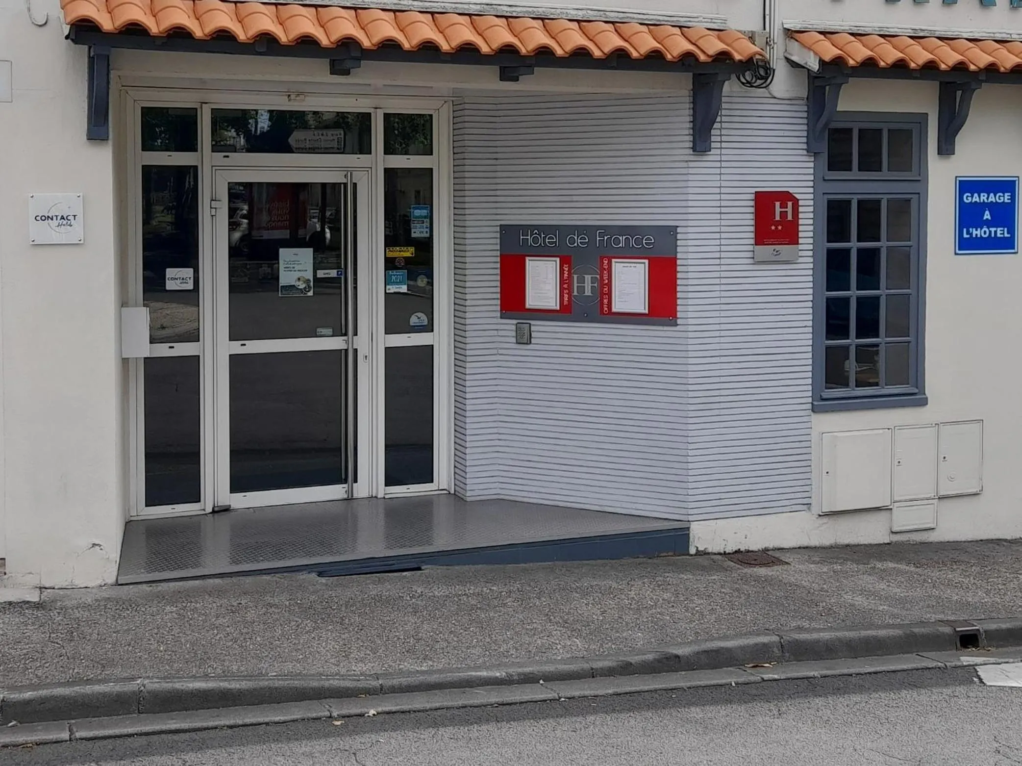 Contact Hotel de France