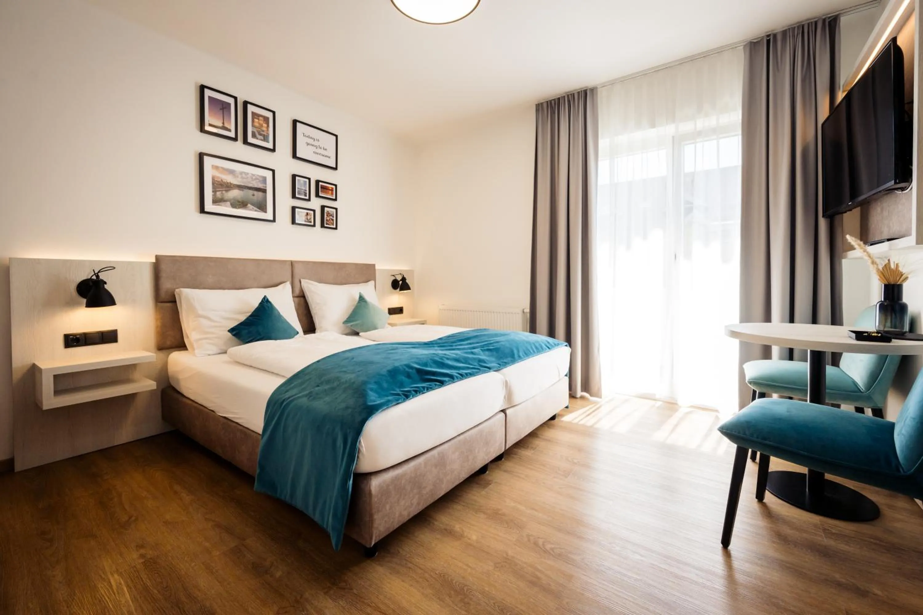 Bedroom, Bed in Hotel Villa Flora