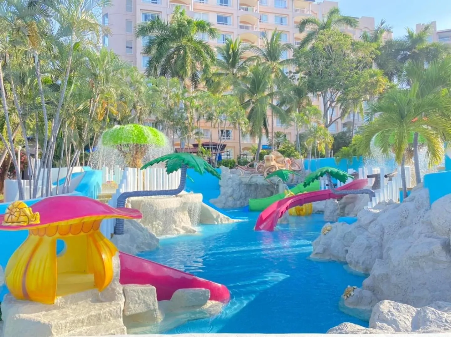 Aqua park, Water Park in Azul Ixtapa Beach Resort & Convention Center - All Inclusive