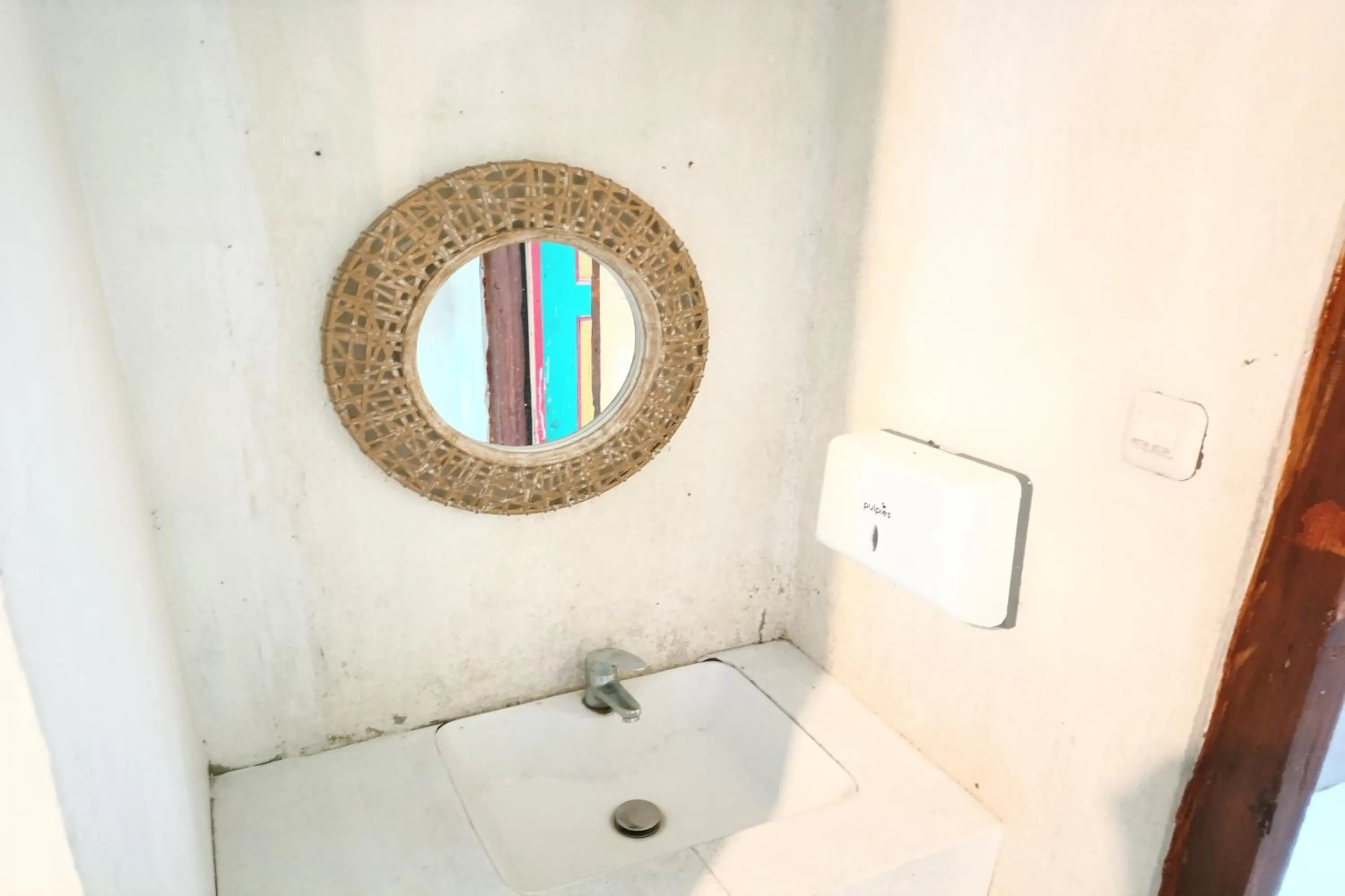 Bathroom in Mendulang by Belza