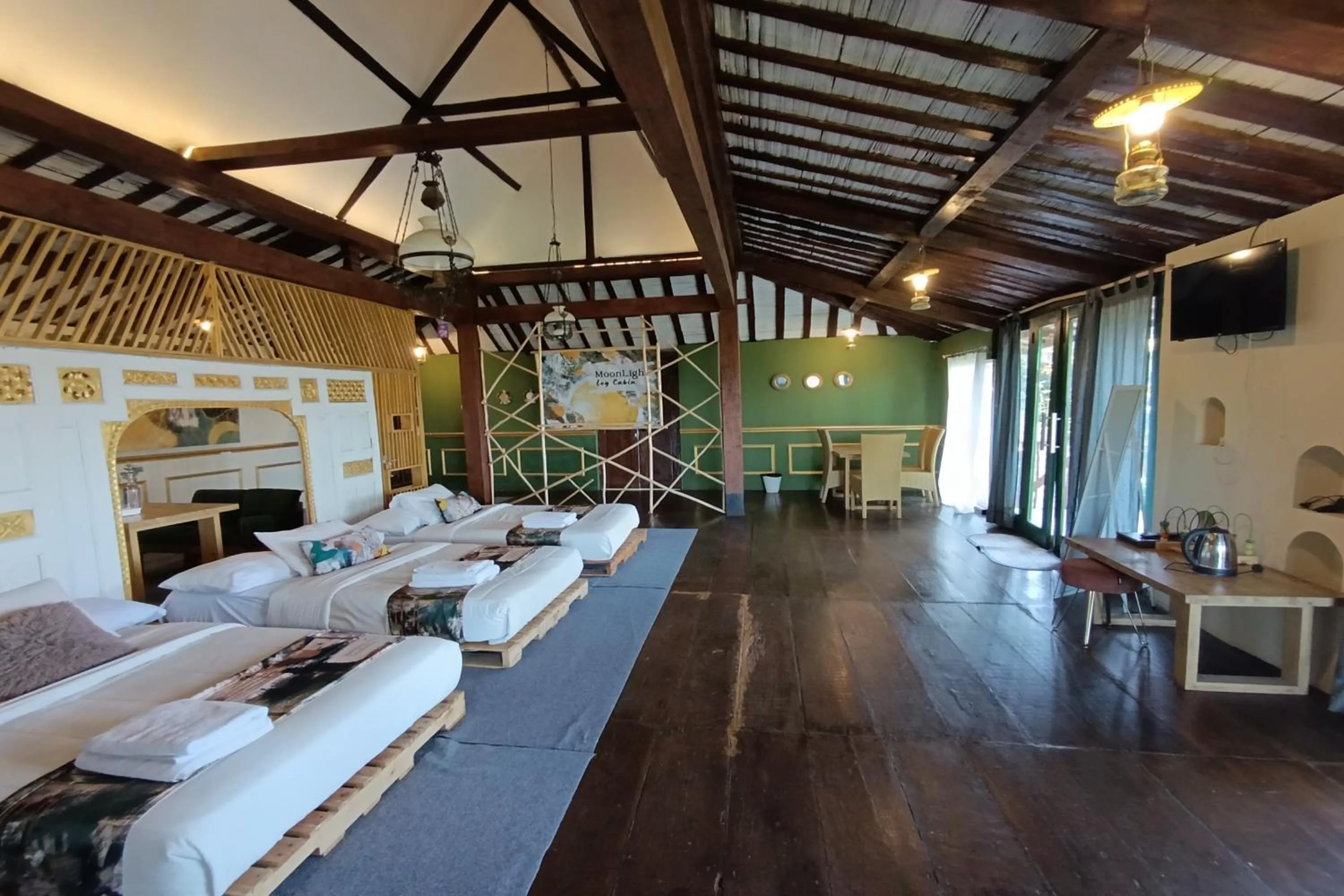 Bed in Mendulang by Belza