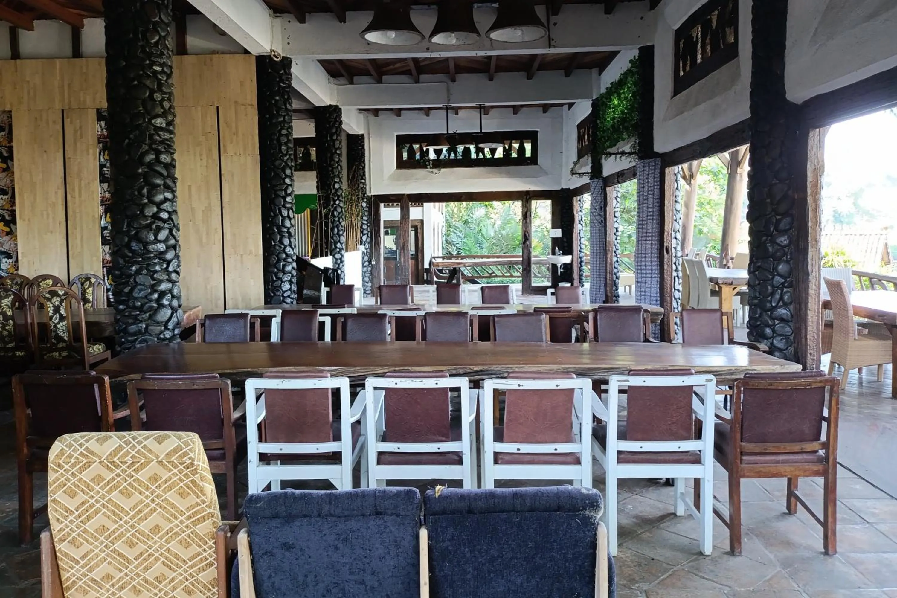 Restaurant/places to eat in Mendulang by Belza