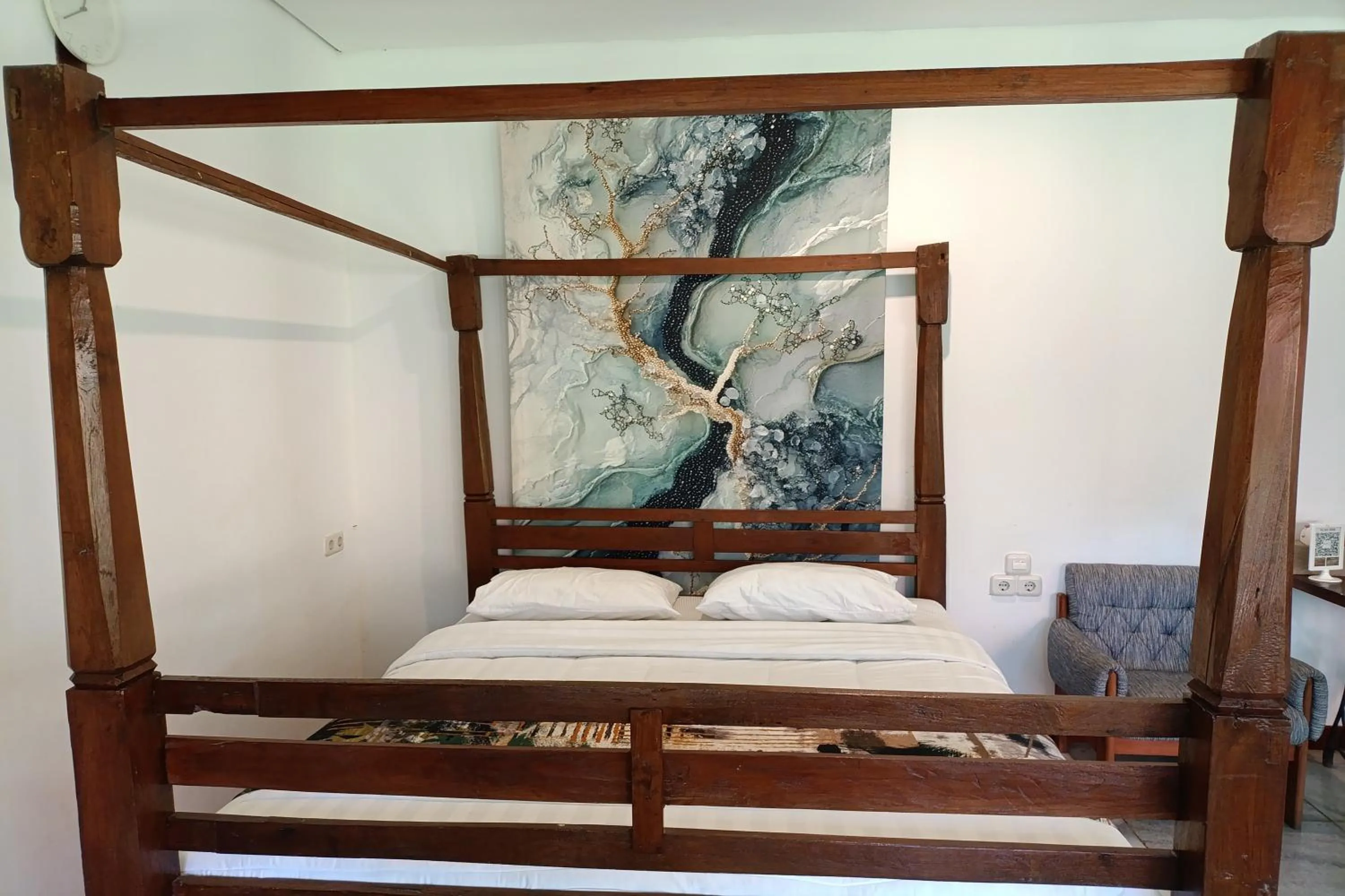 Bed in Mendulang by Belza