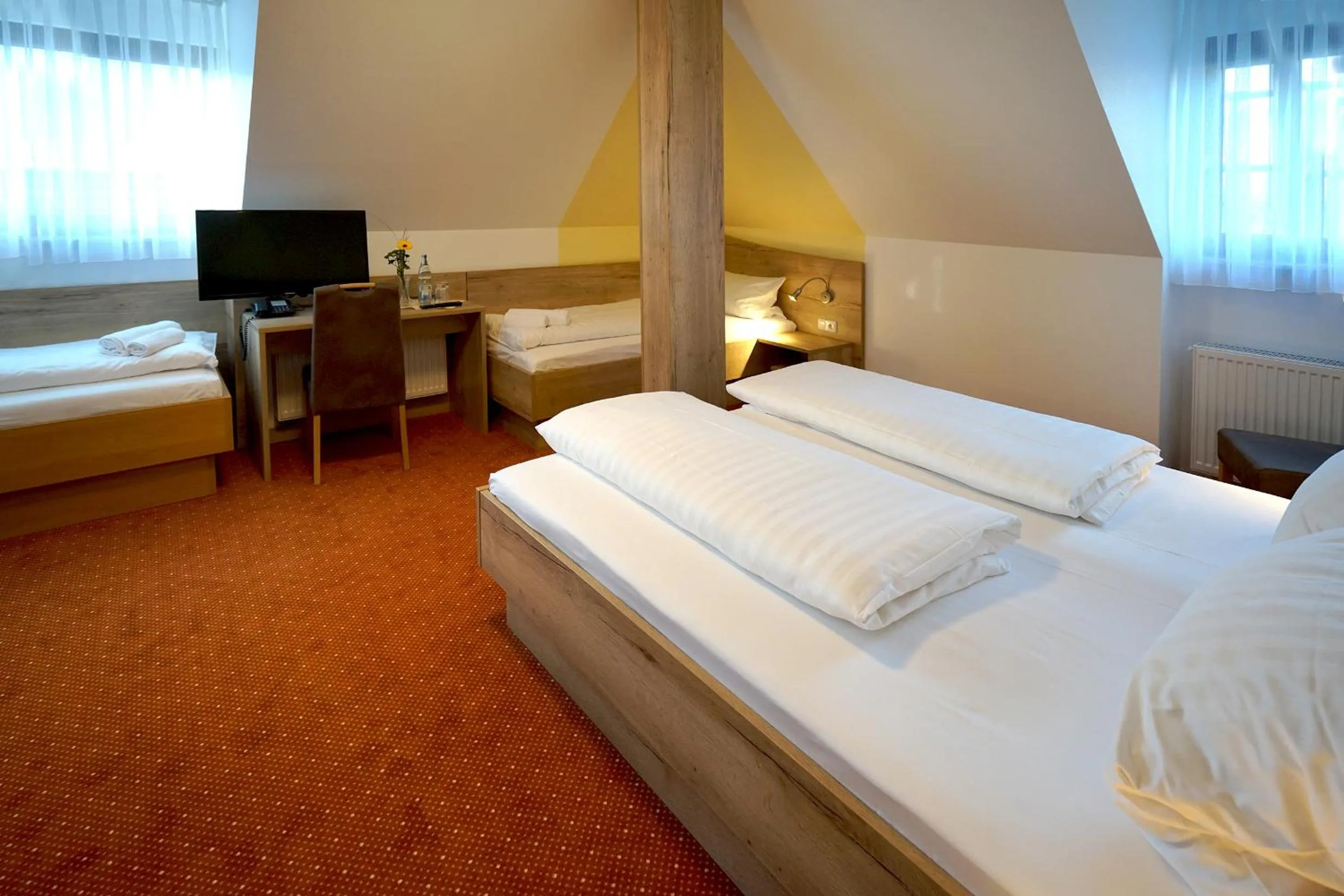 Bed in Hotel Gasthof zum Biber