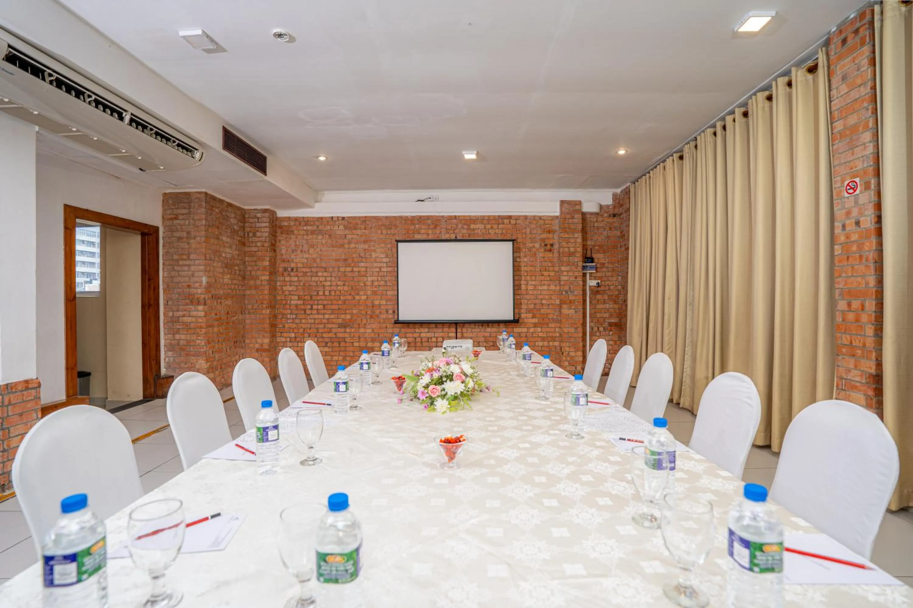 Meeting/conference room in Mirage Colombo