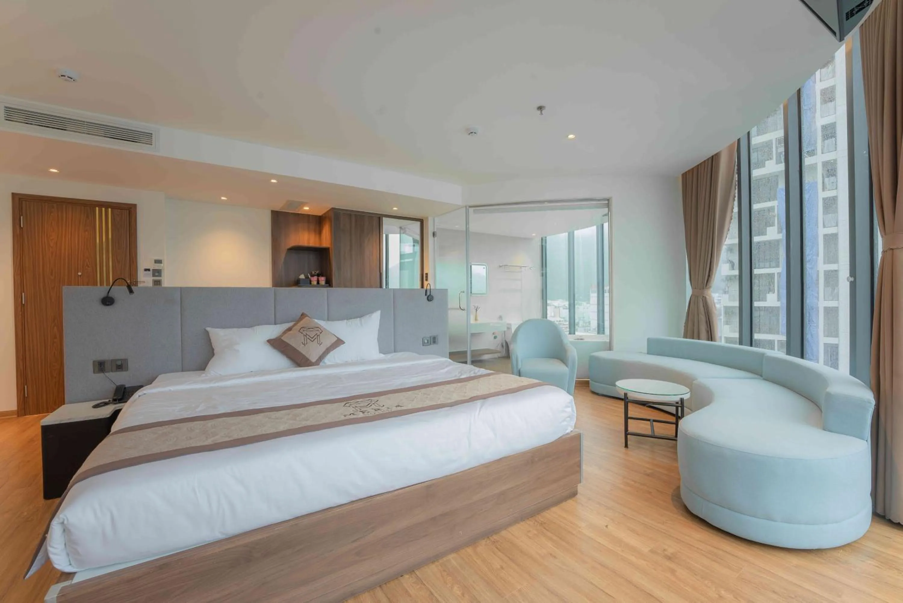 Photo of the whole room, Bed in MERIA Hotel Quy Nhơn