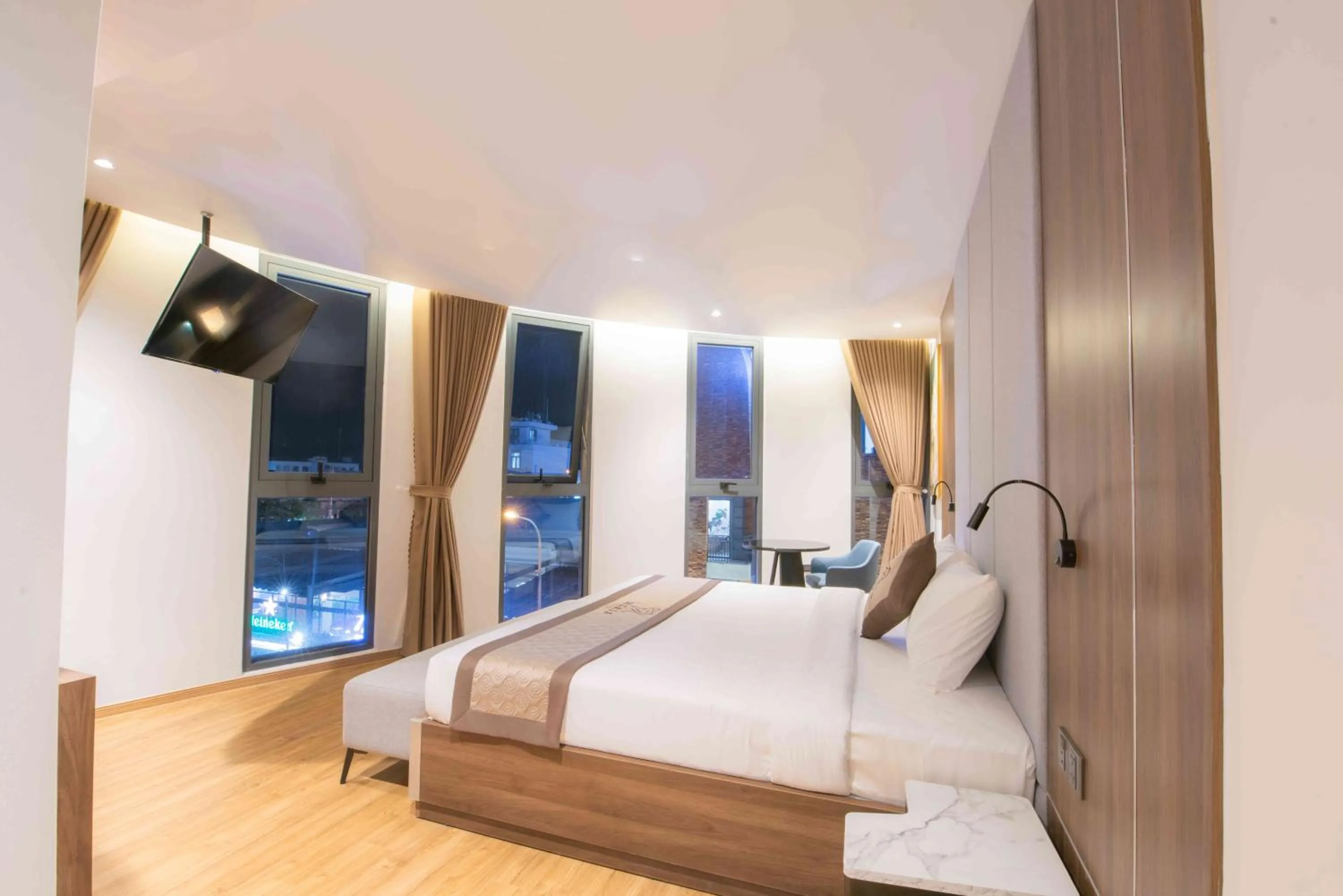 Bed in MERIA Hotel Quy Nhơn