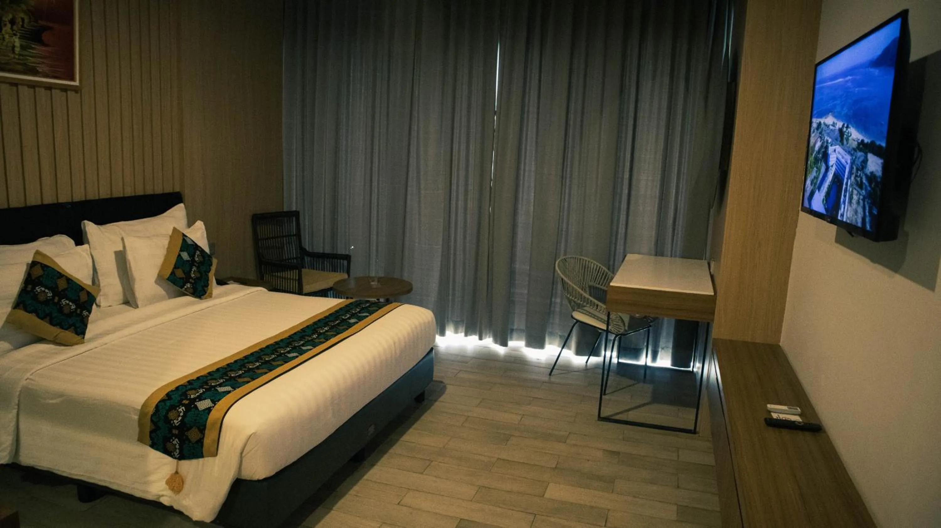 Bed in Raja Hotel Kuta Mandalika Resort & Convention