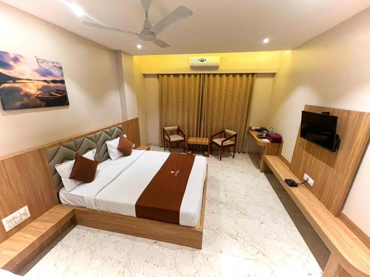 View (from property/room), Bed in Hotel 9 Coin